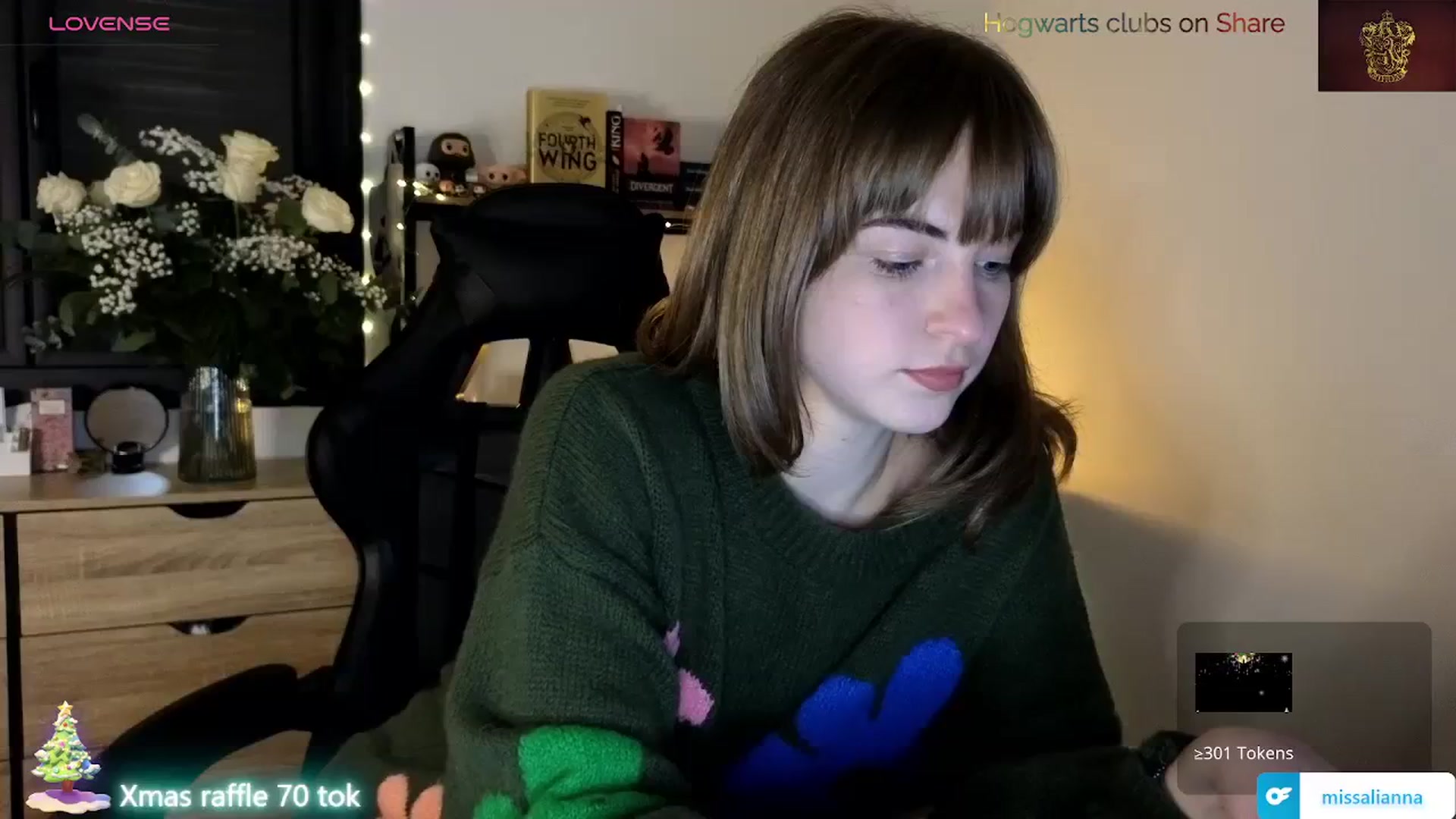 Gallery image thumbnail from Aliannaa's myfreecams stream on, 12/22/2023, 20:16 image 1 of 20