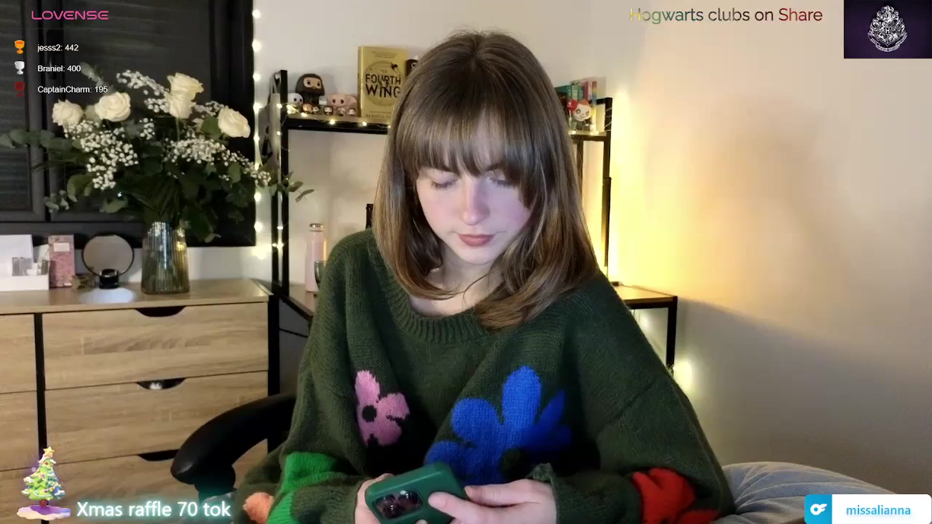 Gallery image thumbnail from Aliannaa's myfreecams stream on, 12/22/2023, 20:16 image 18 of 20