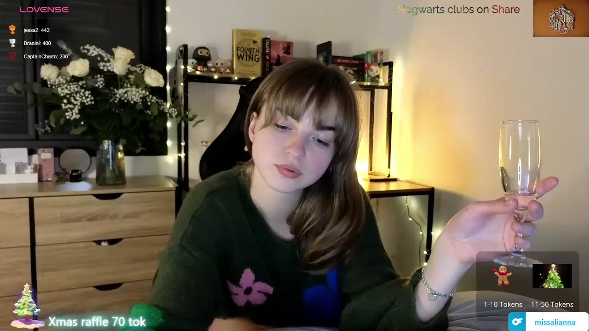 Gallery image thumbnail from Aliannaa's myfreecams stream on, 12/22/2023, 20:16 image 20 of 20