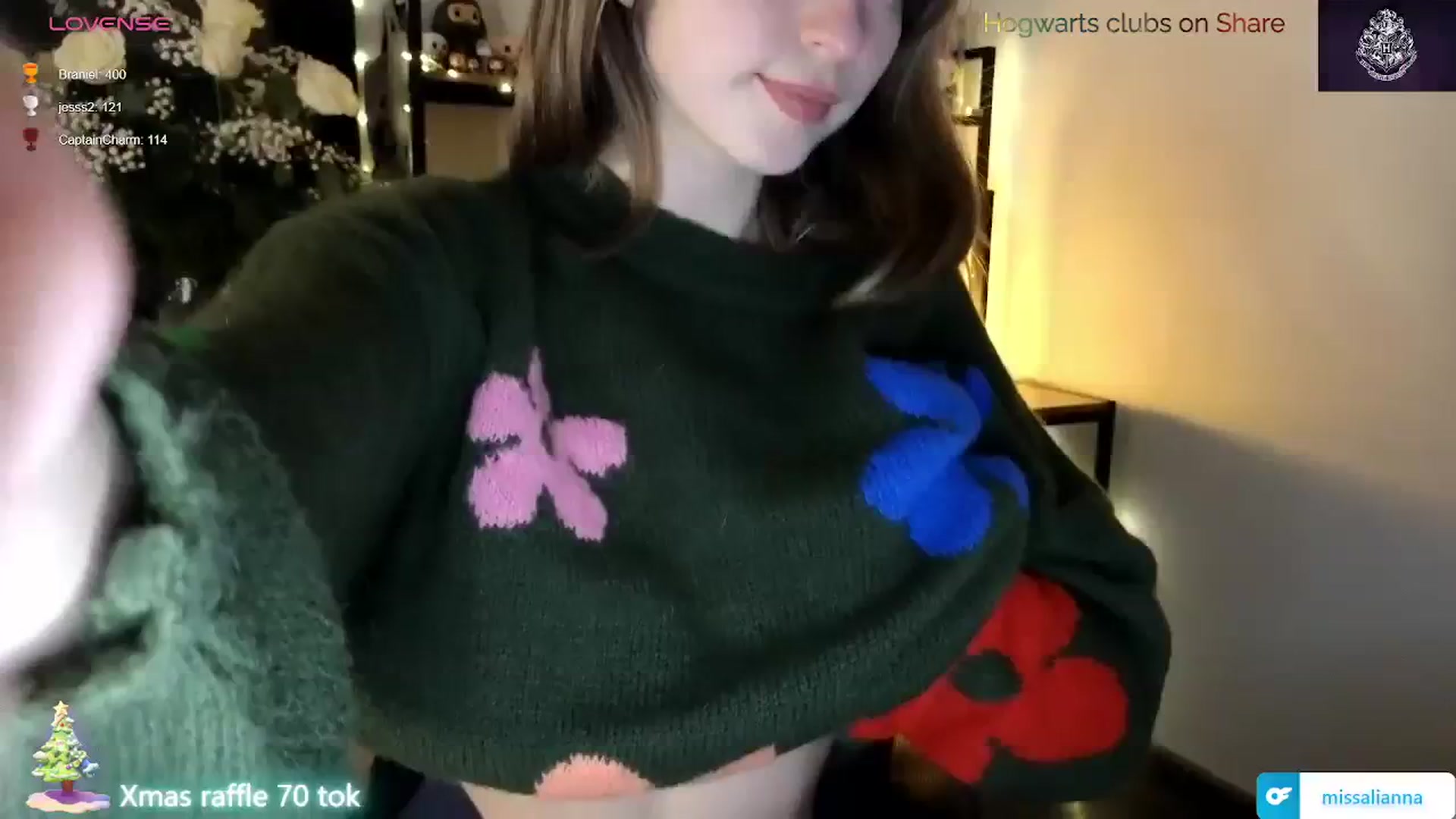 Gallery image thumbnail from Aliannaa's myfreecams stream on, 12/22/2023, 20:16 image 7 of 20