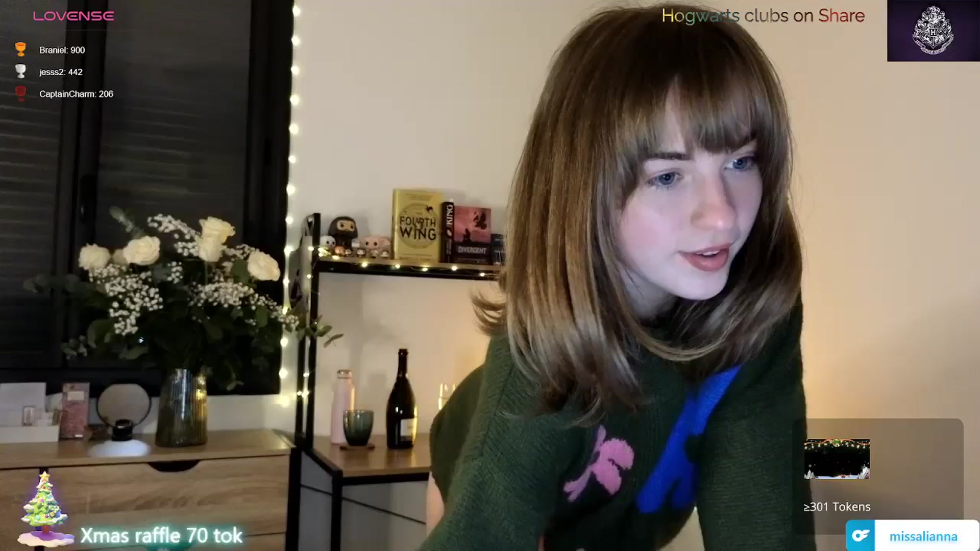 Gallery image thumbnail from Aliannaa's myfreecams stream on, 12/22/2023, 21:22 image 1 of 20