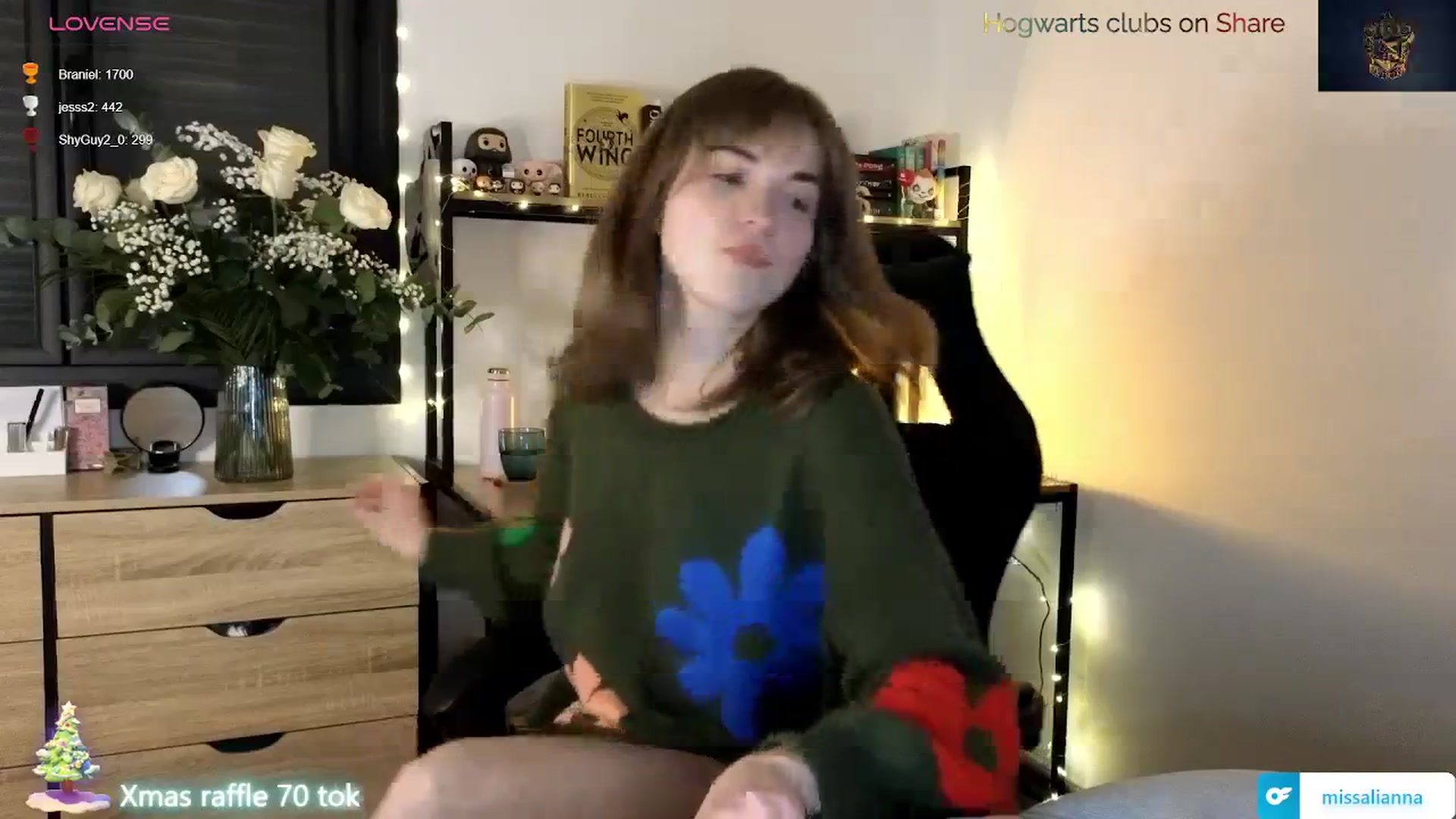 Gallery image thumbnail from Aliannaa's myfreecams stream on, 12/22/2023, 22:57 image 2 of 20