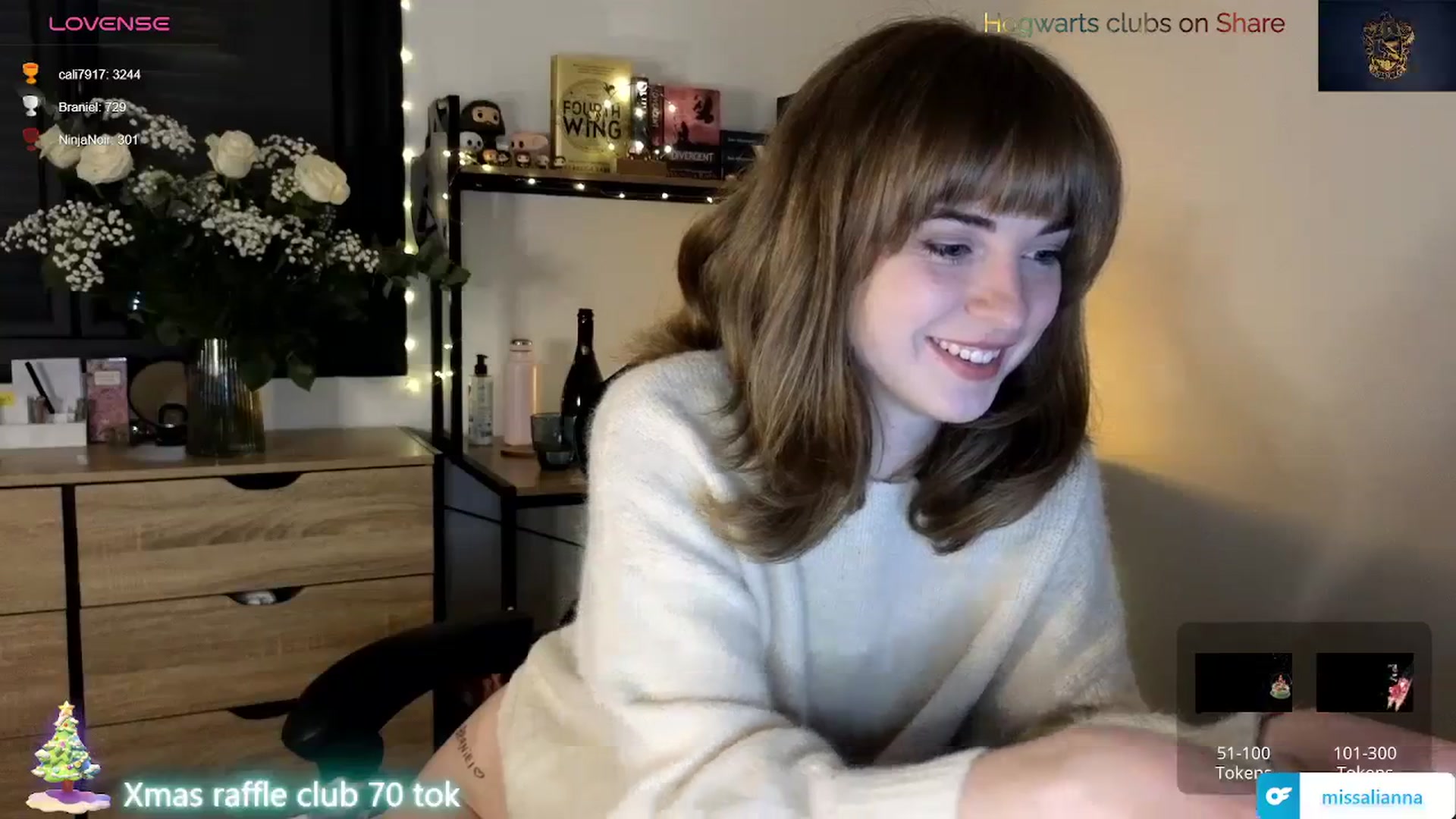 Gallery image thumbnail from Aliannaa's myfreecams stream on, 12/23/2023, 18:38 image 7 of 20
