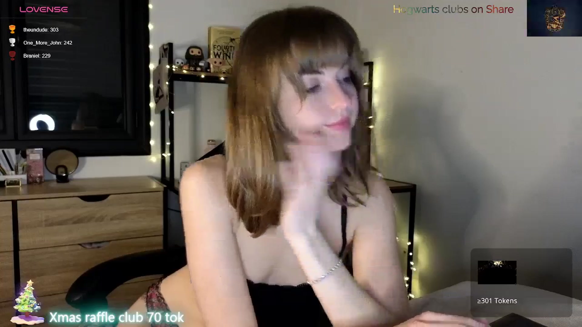Gallery image thumbnail from Aliannaa's myfreecams stream on, 12/28/2023, 19:48 image 7 of 20