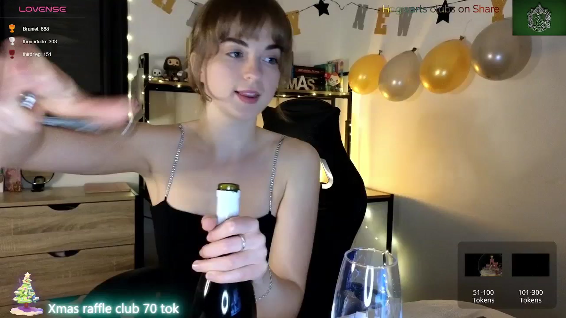 Gallery image thumbnail from Aliannaa's myfreecams stream on, 12/29/2023, 19:16 image 5 of 20