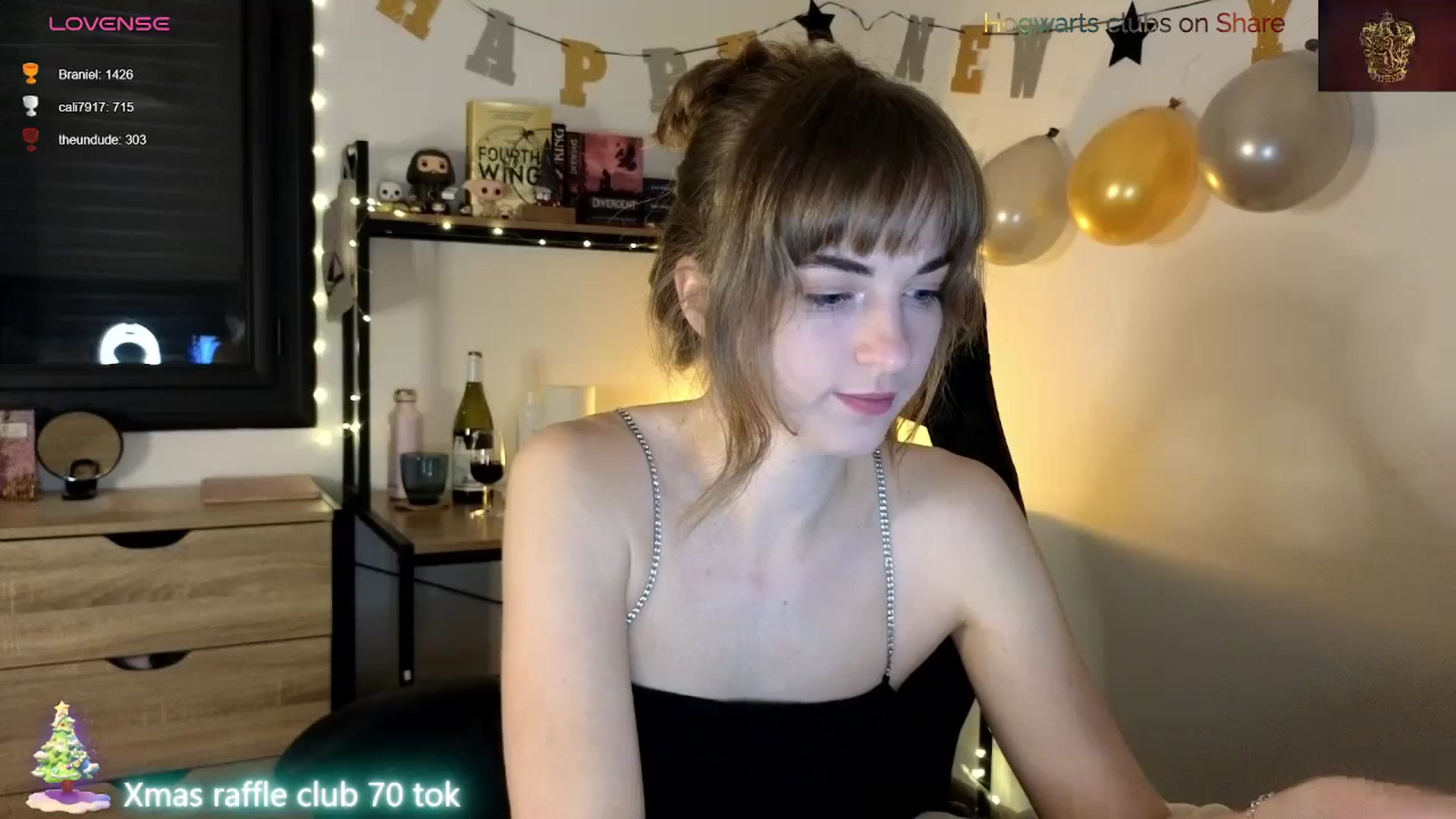 Gallery image thumbnail from Aliannaa's myfreecams stream on, 12/29/2023, 19:52 image 15 of 20
