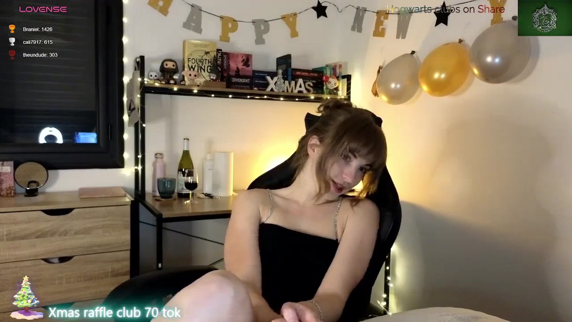 Gallery image thumbnail from Aliannaa's myfreecams stream on, 12/29/2023, 19:52 image 14 of 20