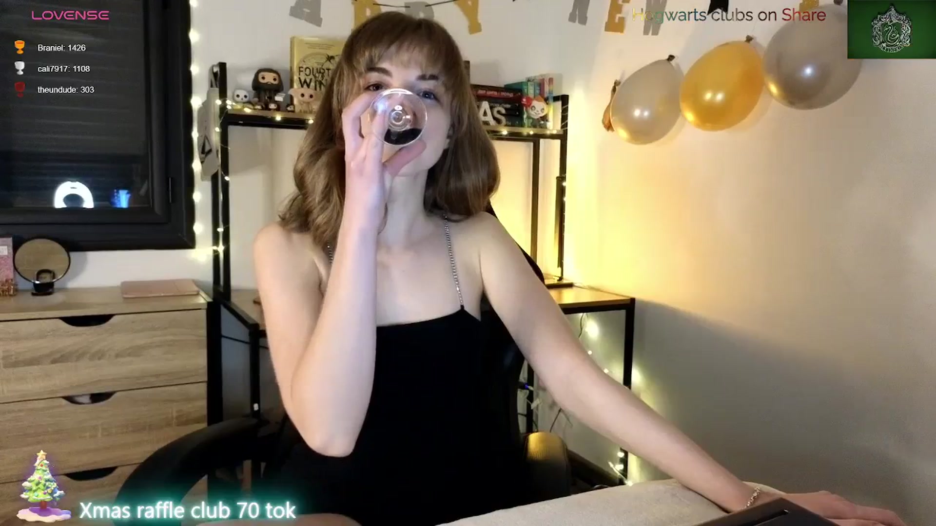 Gallery image thumbnail from Aliannaa's myfreecams stream on, 12/29/2023, 21:00 image 2 of 20