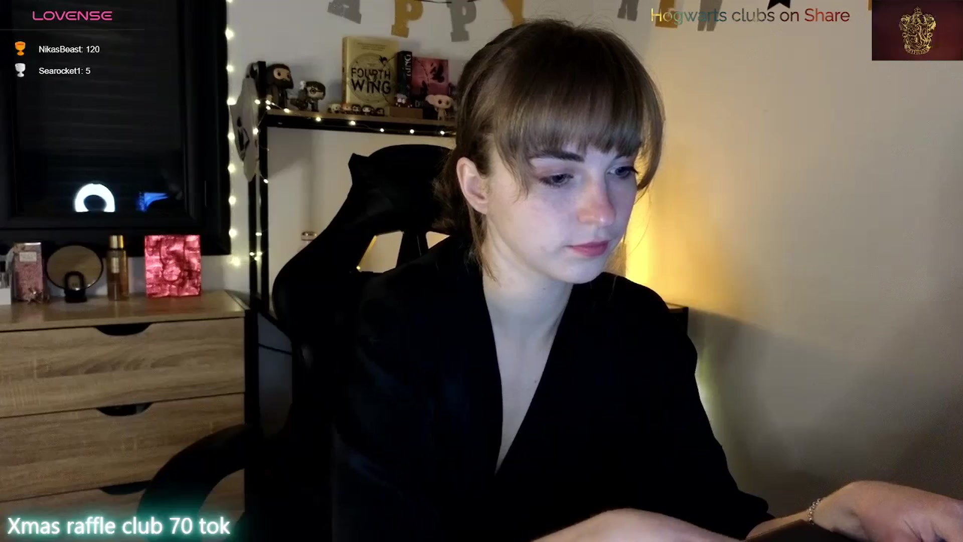 Gallery image thumbnail from Aliannaa's myfreecams stream on, 01/03/2024, 18:20 image 10 of 20