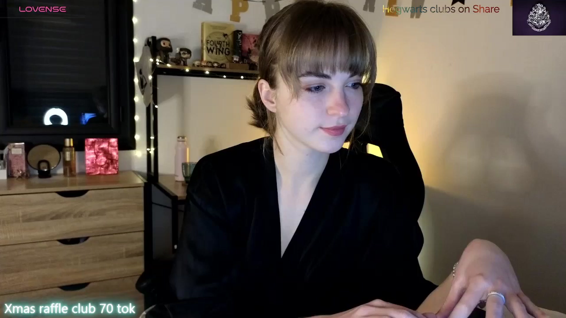Gallery image thumbnail from Aliannaa's myfreecams stream on, 01/03/2024, 18:20 image 3 of 20