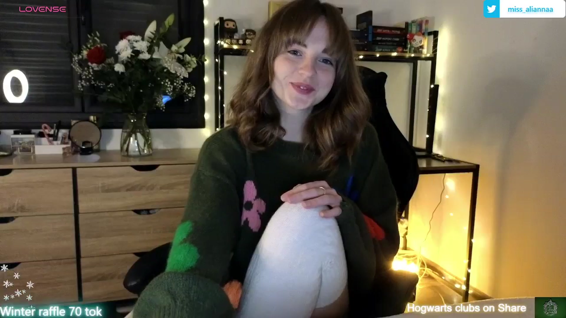 Gallery image thumbnail from Aliannaa's myfreecams stream on, 01/15/2024, 19:21 image 15 of 20