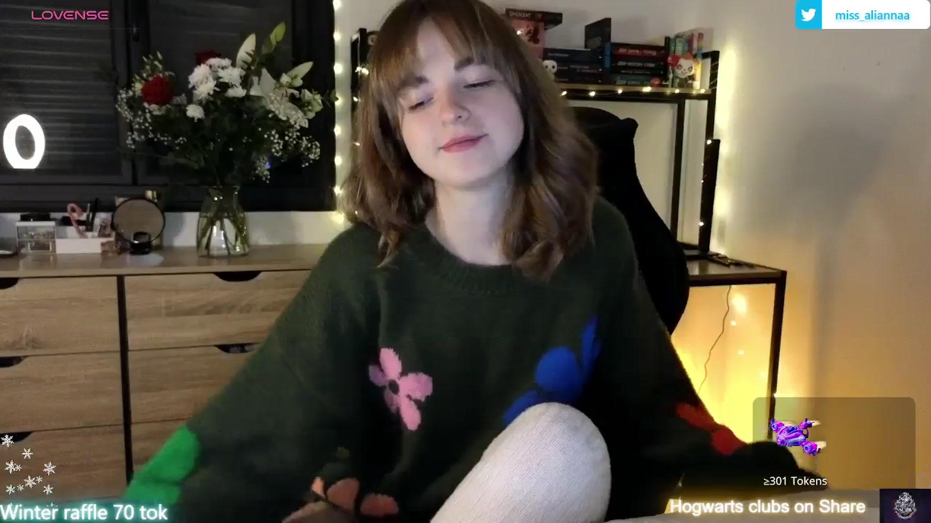 Gallery image thumbnail from Aliannaa's myfreecams stream on, 01/15/2024, 19:21 image 18 of 20