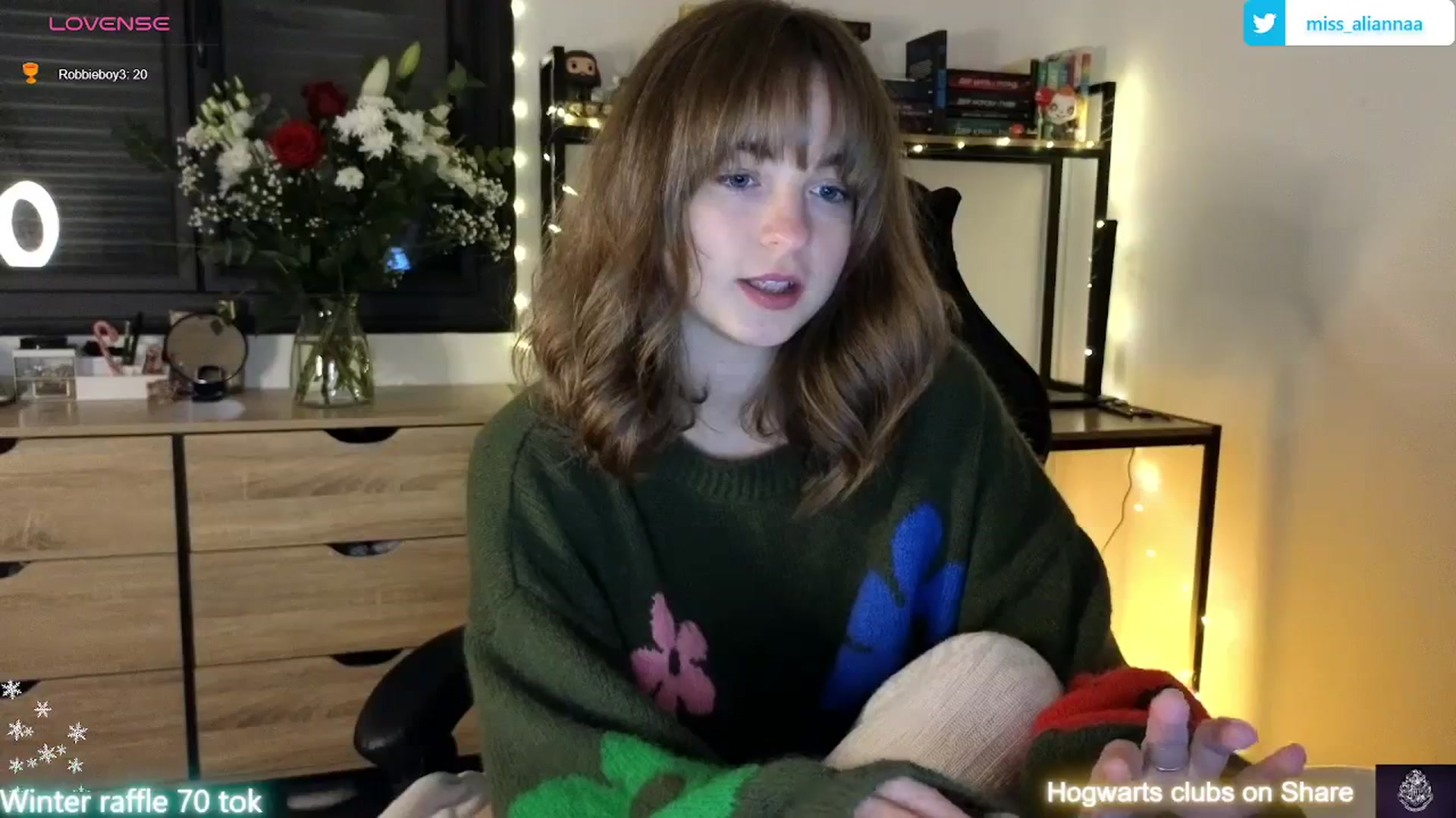 Gallery image thumbnail from Aliannaa's myfreecams stream on, 01/15/2024, 19:21 image 10 of 20