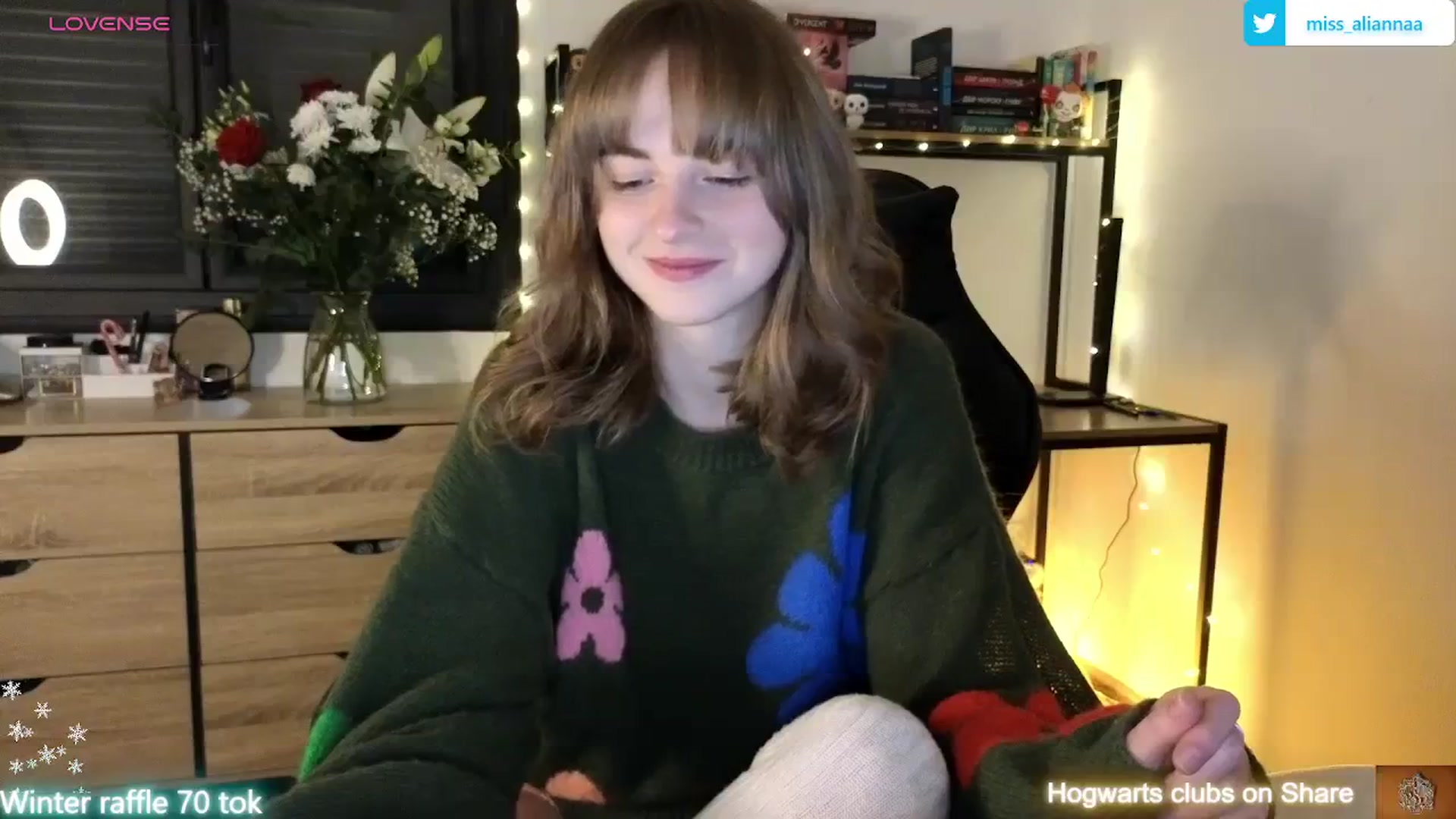 Gallery image thumbnail from Aliannaa's myfreecams stream on, 01/15/2024, 19:21 image 19 of 20