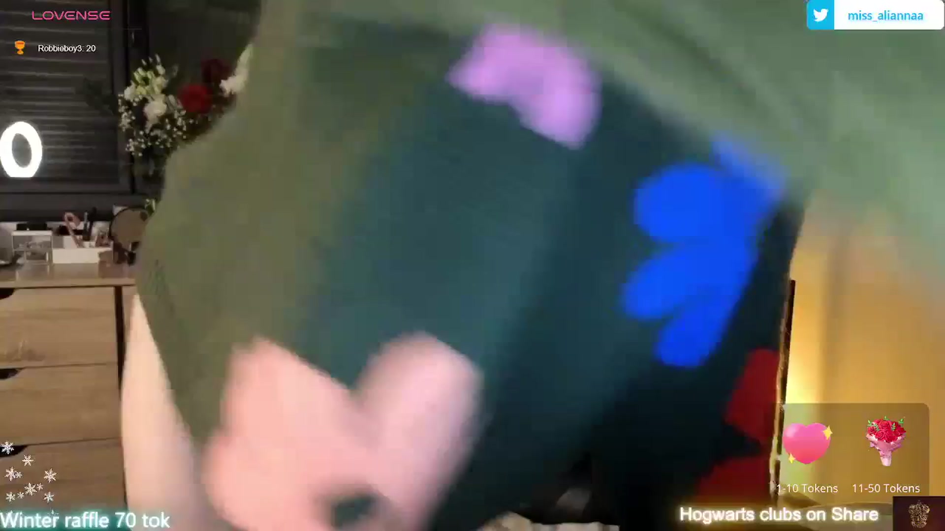 Gallery image thumbnail from Aliannaa's myfreecams stream on, 01/15/2024, 19:21 image 3 of 20