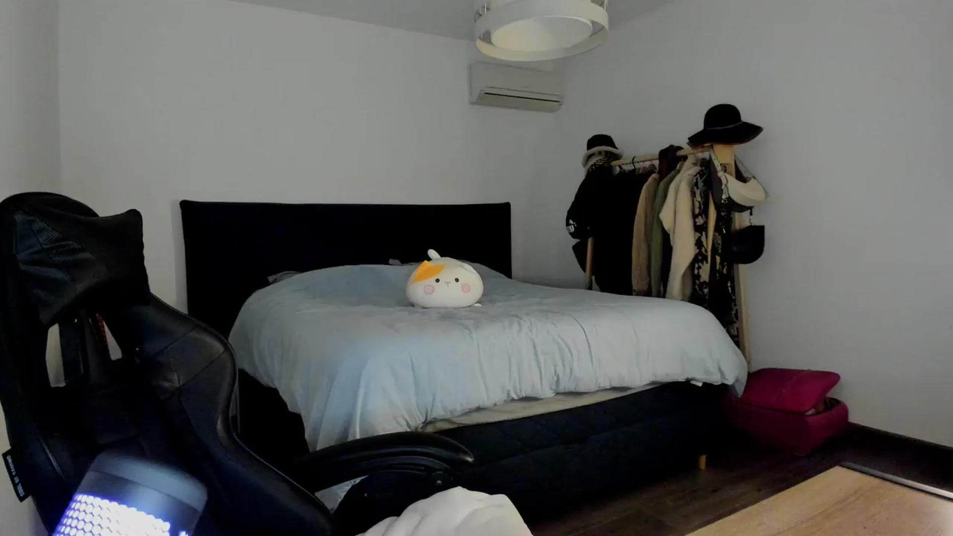Gallery image thumbnail from Aliannaa's myfreecams stream on, 01/20/2024, 19:40 image 16 of 20