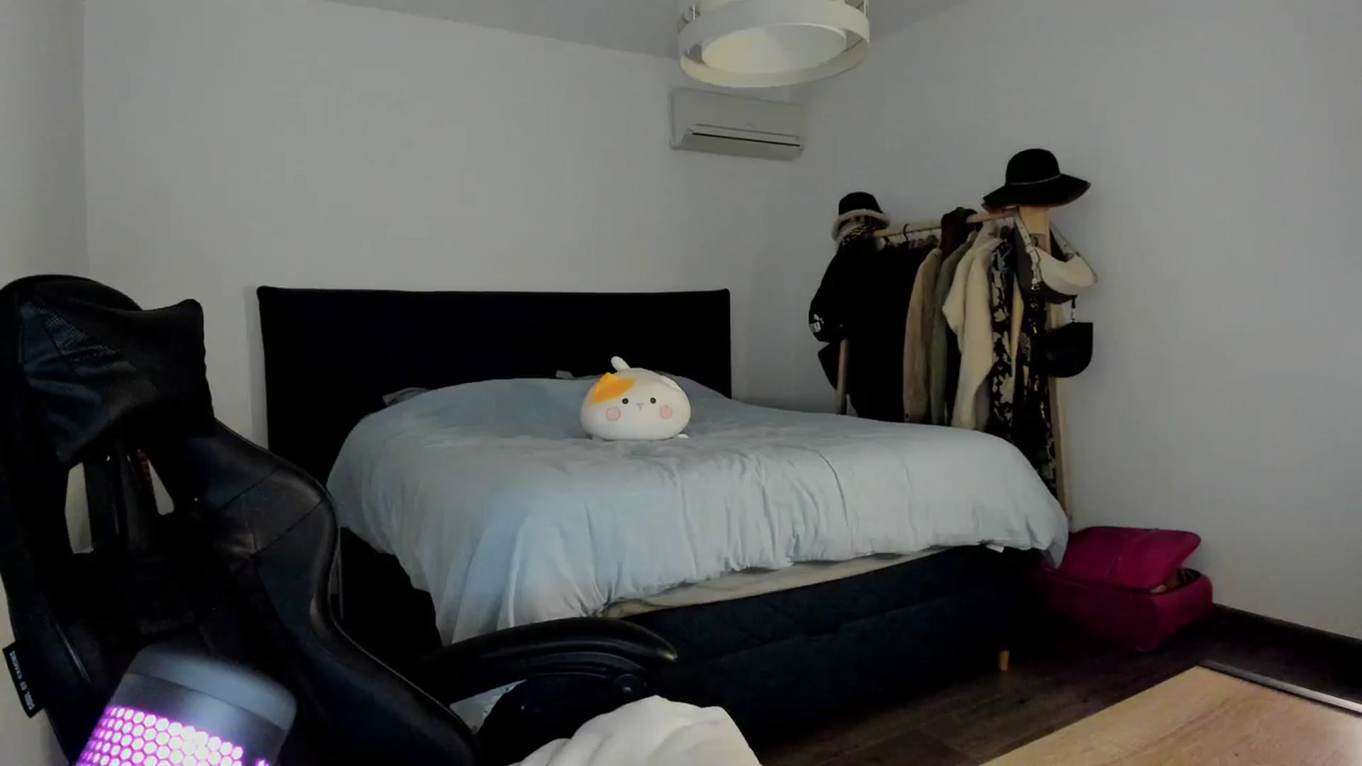 Gallery image thumbnail from Aliannaa's myfreecams stream on, 01/20/2024, 19:40 image 20 of 20