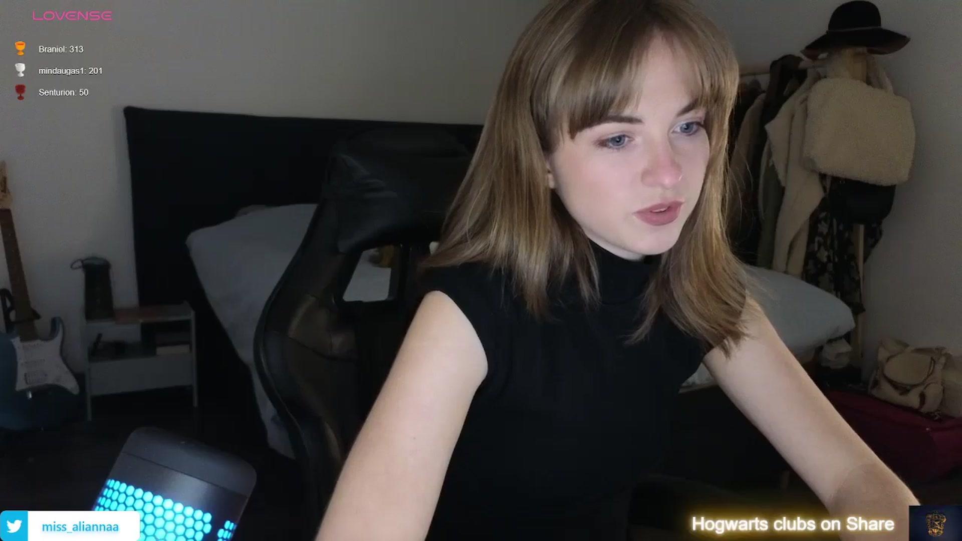Gallery image thumbnail from Aliannaa's myfreecams stream on, 01/25/2024, 19:19 image 16 of 20