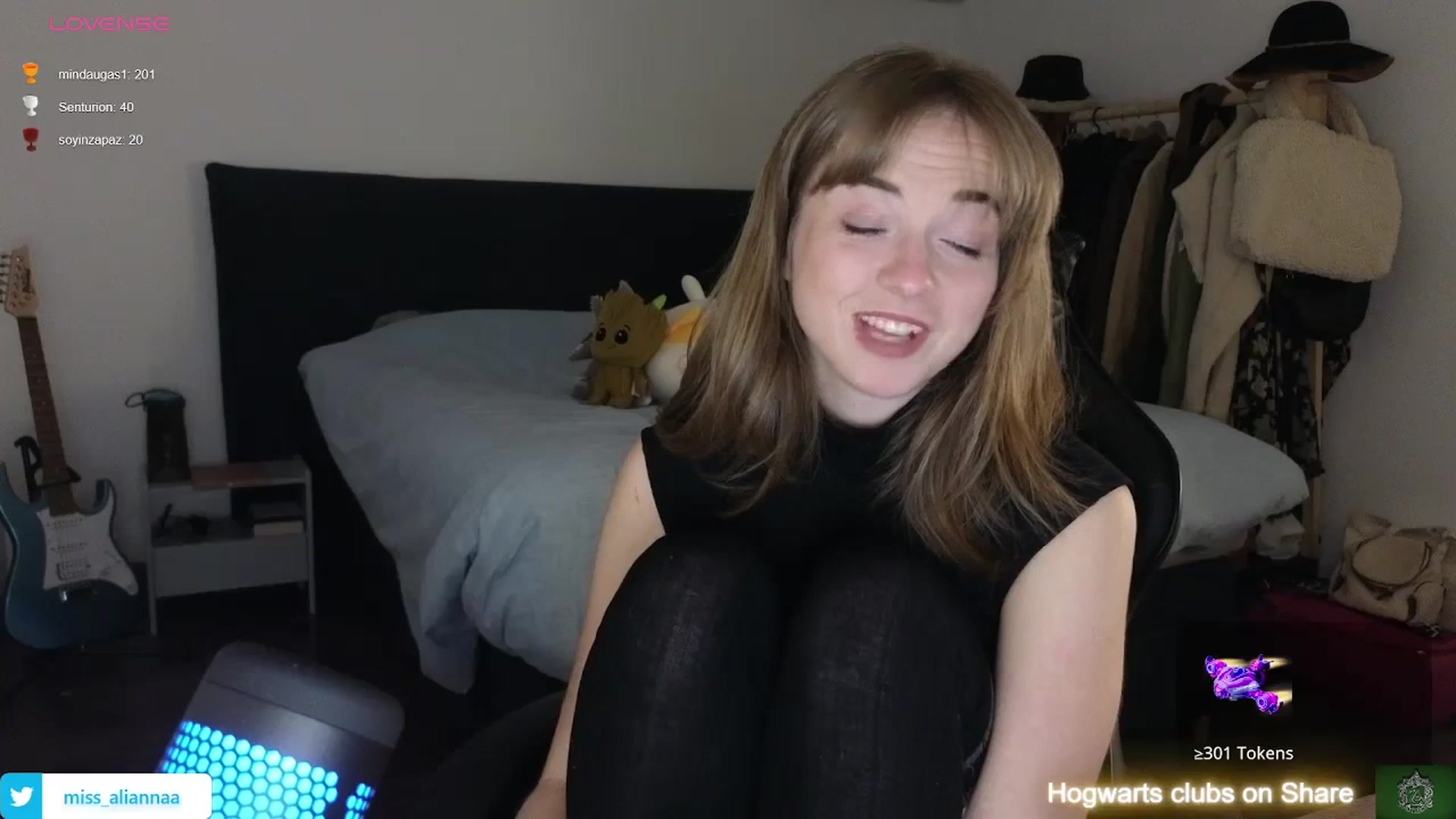 Gallery image thumbnail from Aliannaa's myfreecams stream on, 01/25/2024, 19:19 image 4 of 20