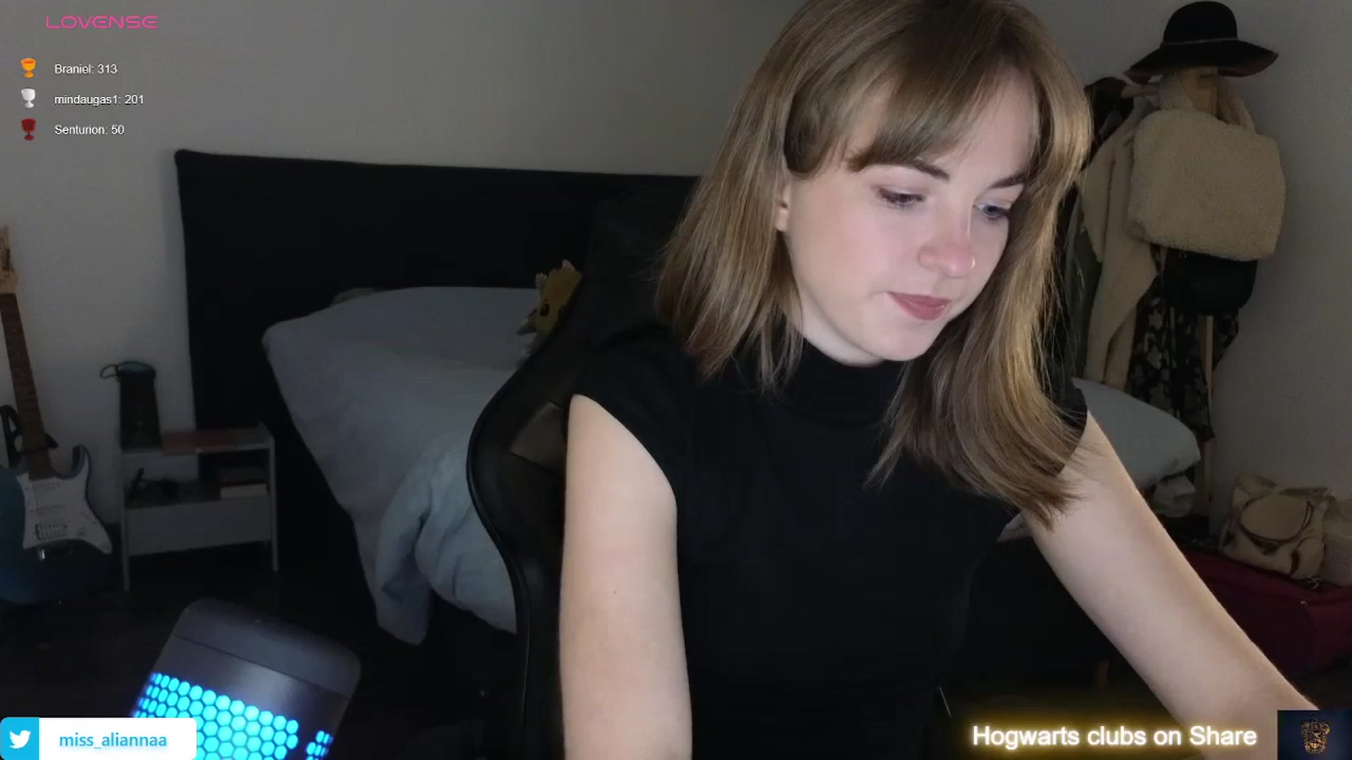 Gallery image thumbnail from Aliannaa's myfreecams stream on, 01/25/2024, 19:19 image 15 of 20
