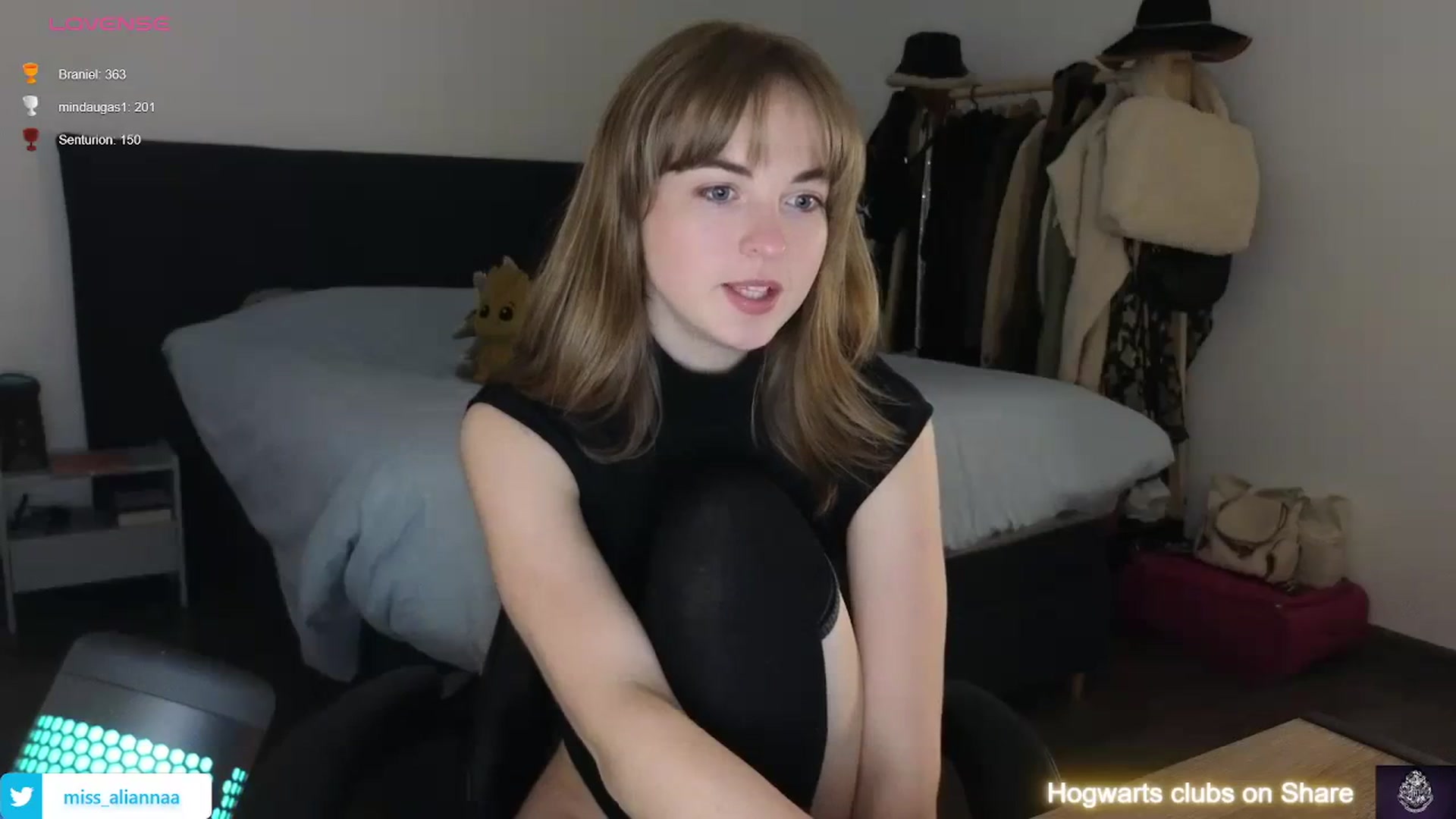 Gallery image thumbnail from Aliannaa's myfreecams stream on, 01/25/2024, 20:19 image 6 of 20