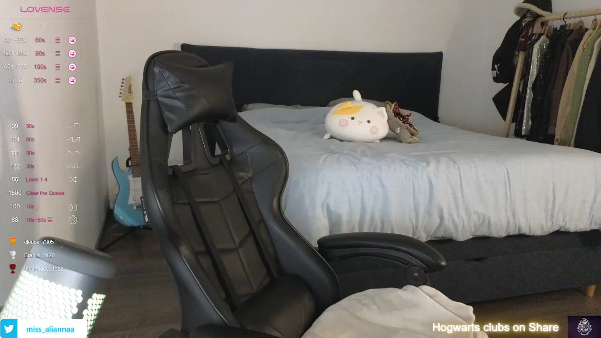 Gallery image thumbnail from Aliannaa's myfreecams stream on, 01/29/2024, 21:17 image 11 of 20