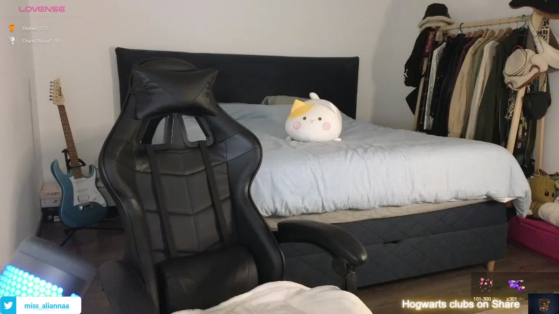 Gallery image thumbnail from Aliannaa's myfreecams stream on, 01/31/2024, 19:31 image 7 of 20