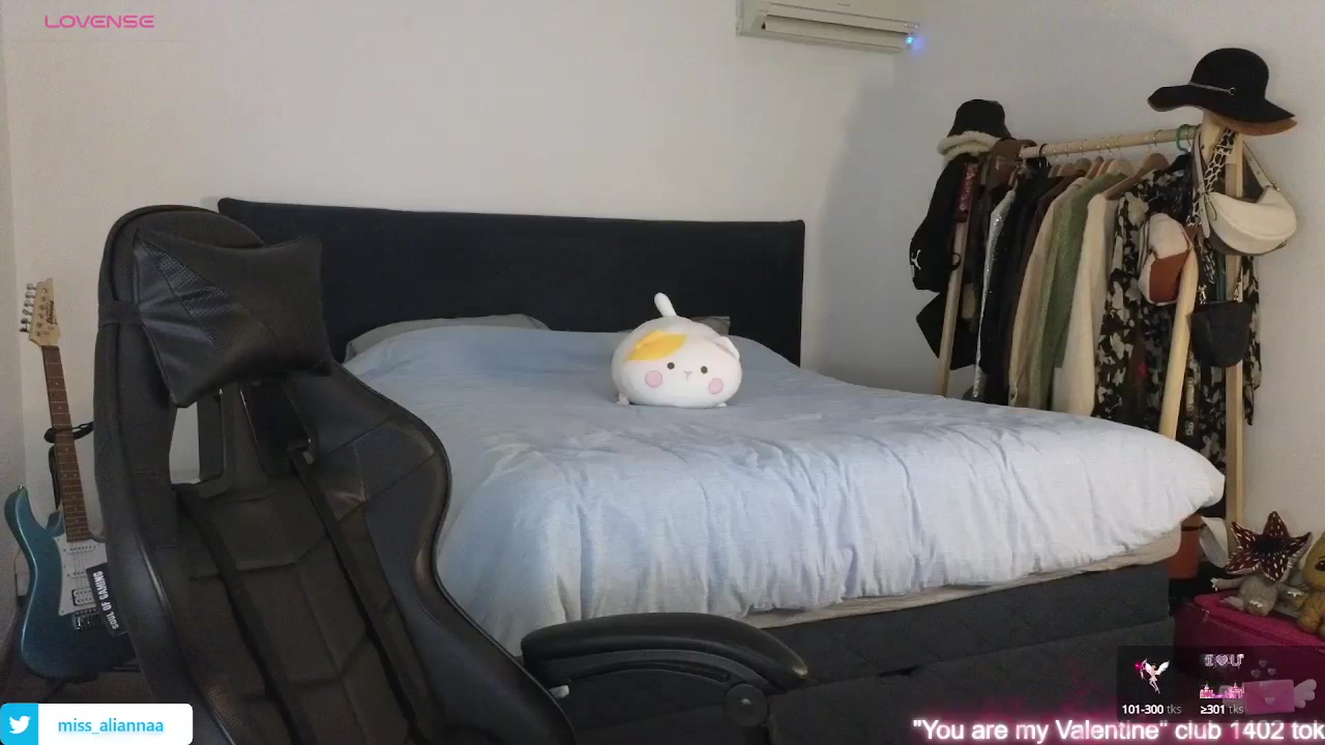 Gallery image thumbnail from Aliannaa's myfreecams stream on, 02/03/2024, 15:51 image 19 of 20