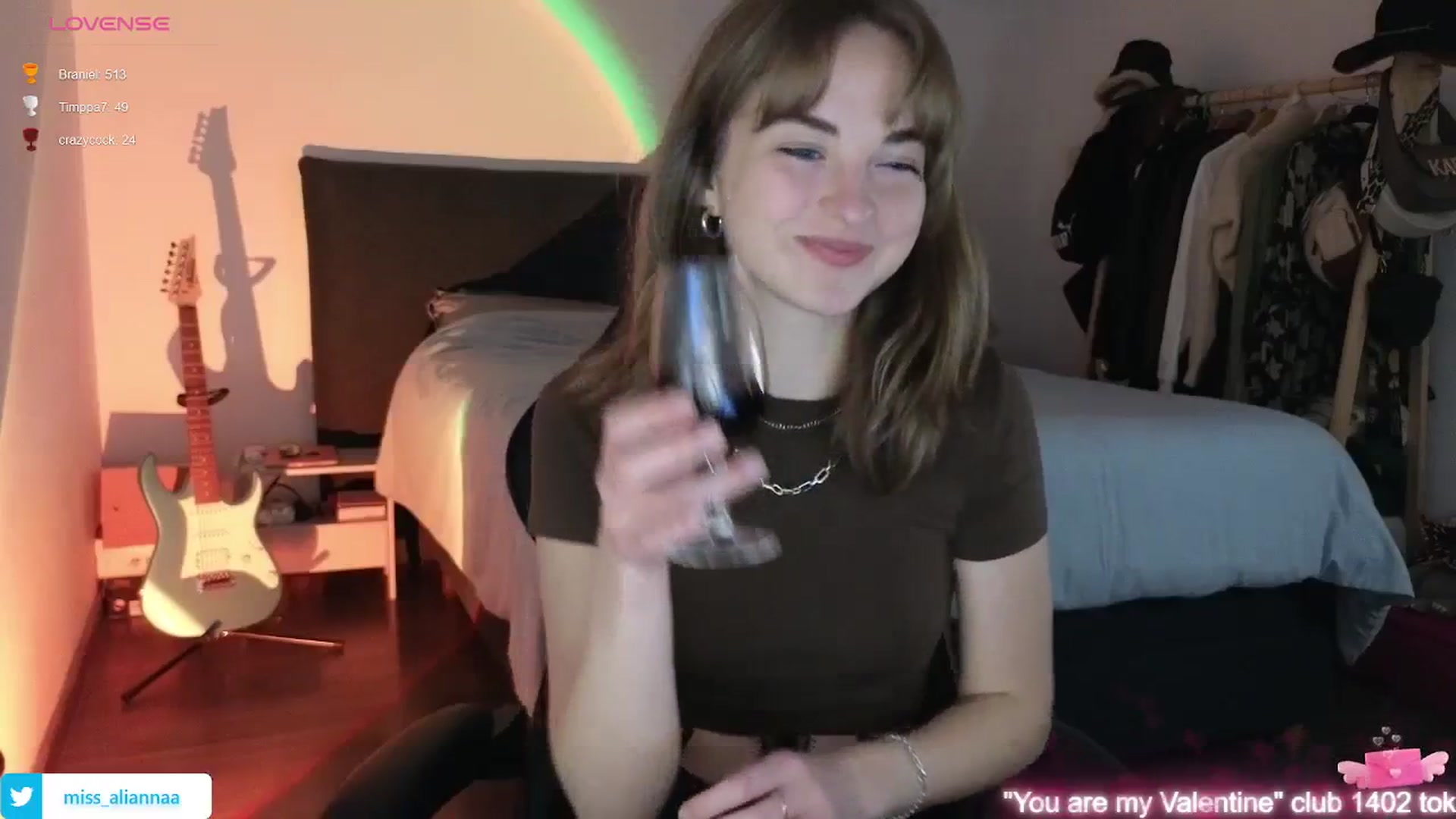 Gallery image thumbnail from Aliannaa's myfreecams stream on, 02/08/2024, 20:00 image 7 of 20