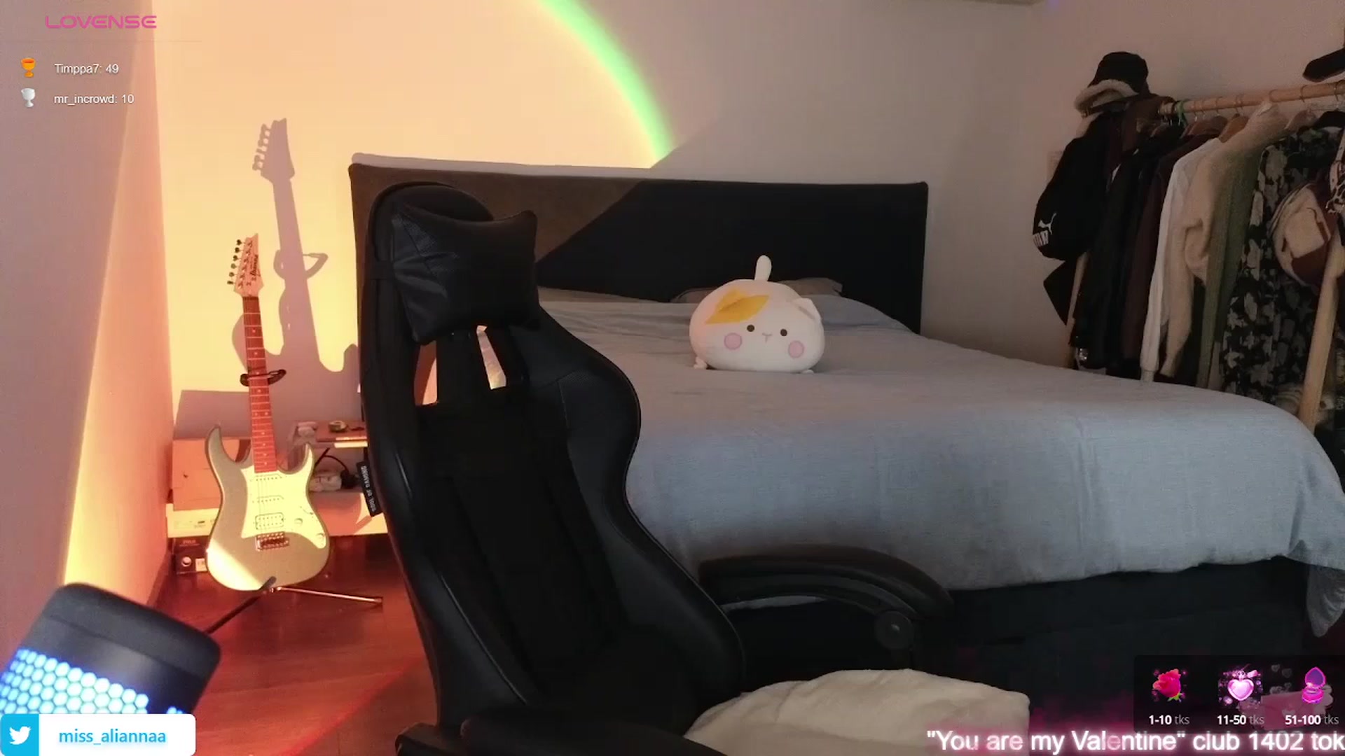 Gallery image thumbnail from Aliannaa's myfreecams stream on, 02/08/2024, 20:00 image 2 of 20