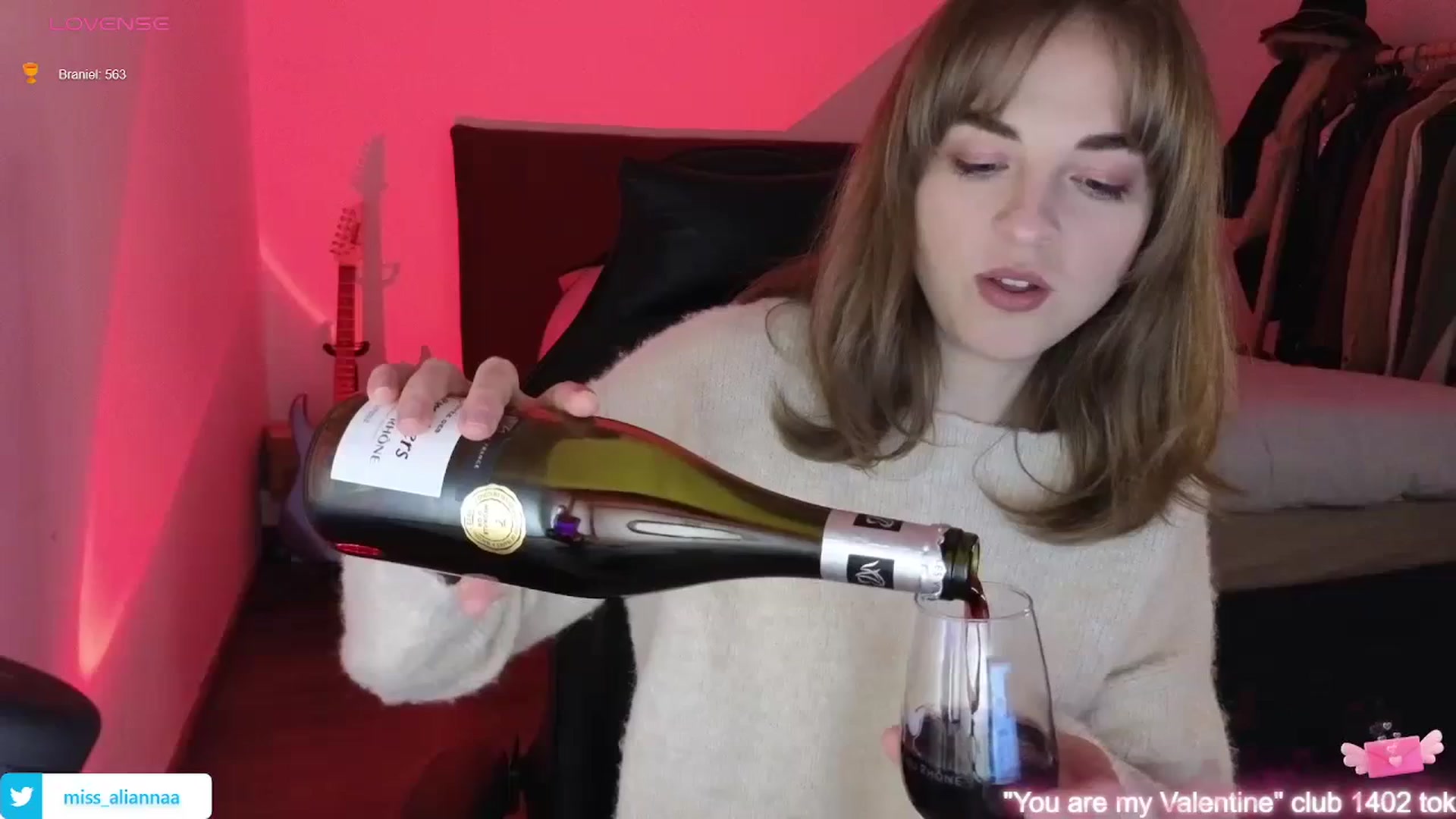 Gallery image thumbnail from Aliannaa's myfreecams stream on, 02/12/2024, 20:13 image 10 of 20