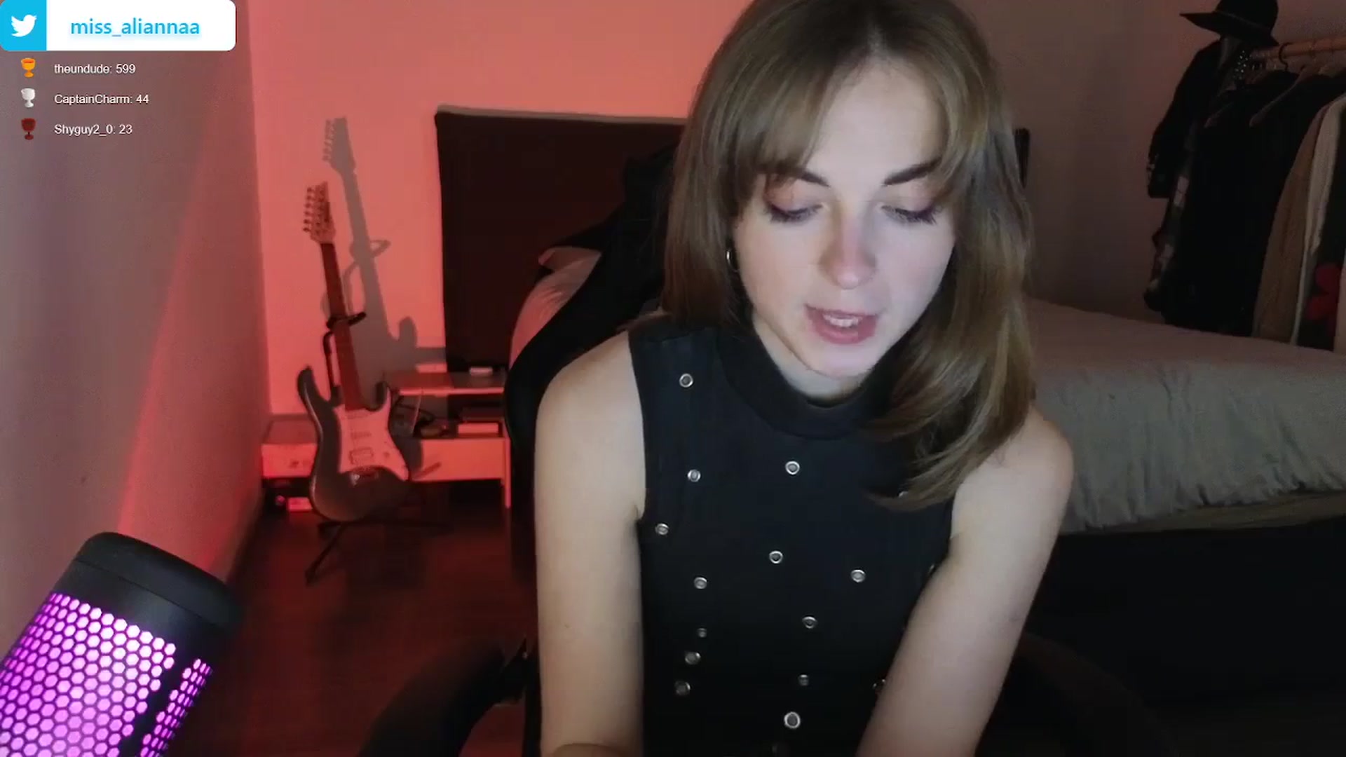 Gallery image thumbnail from Aliannaa's myfreecams stream on, 02/22/2024, 20:10 image 17 of 20