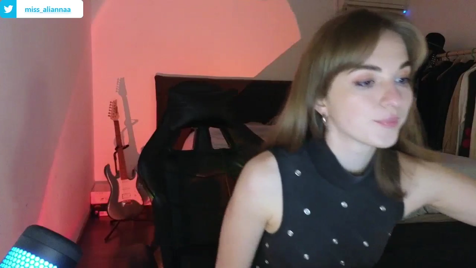Gallery image thumbnail from Aliannaa's myfreecams stream on, 02/22/2024, 20:10 image 3 of 20