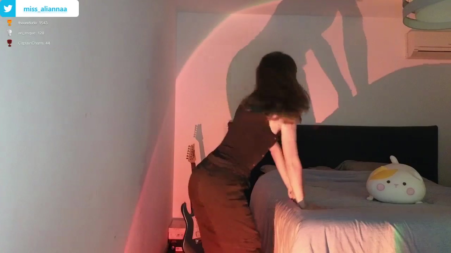 Gallery image thumbnail from Aliannaa's myfreecams stream on, 02/22/2024, 20:52 image 14 of 20