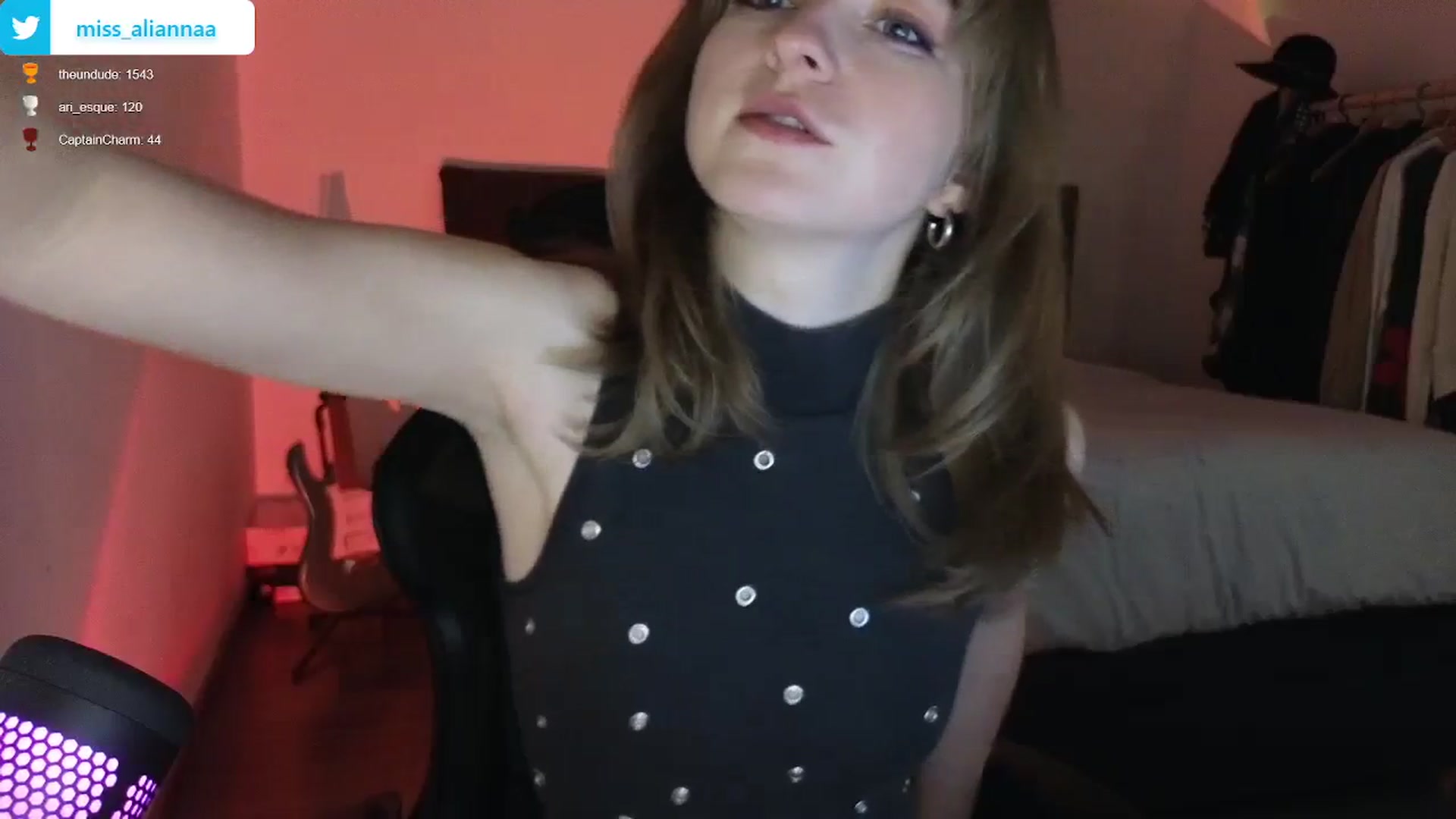 Gallery image thumbnail from Aliannaa's myfreecams stream on, 02/22/2024, 20:52 image 10 of 20