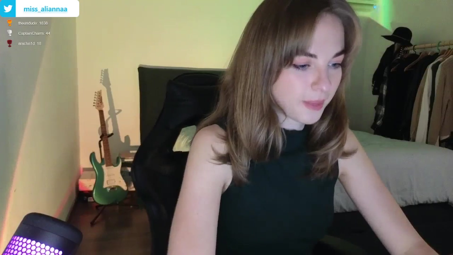 Gallery image thumbnail from Aliannaa's myfreecams stream on, 02/23/2024, 19:39 image 12 of 20