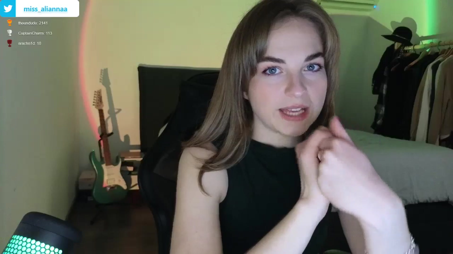 Gallery image thumbnail from Aliannaa's myfreecams stream on, 02/23/2024, 19:39 image 16 of 20