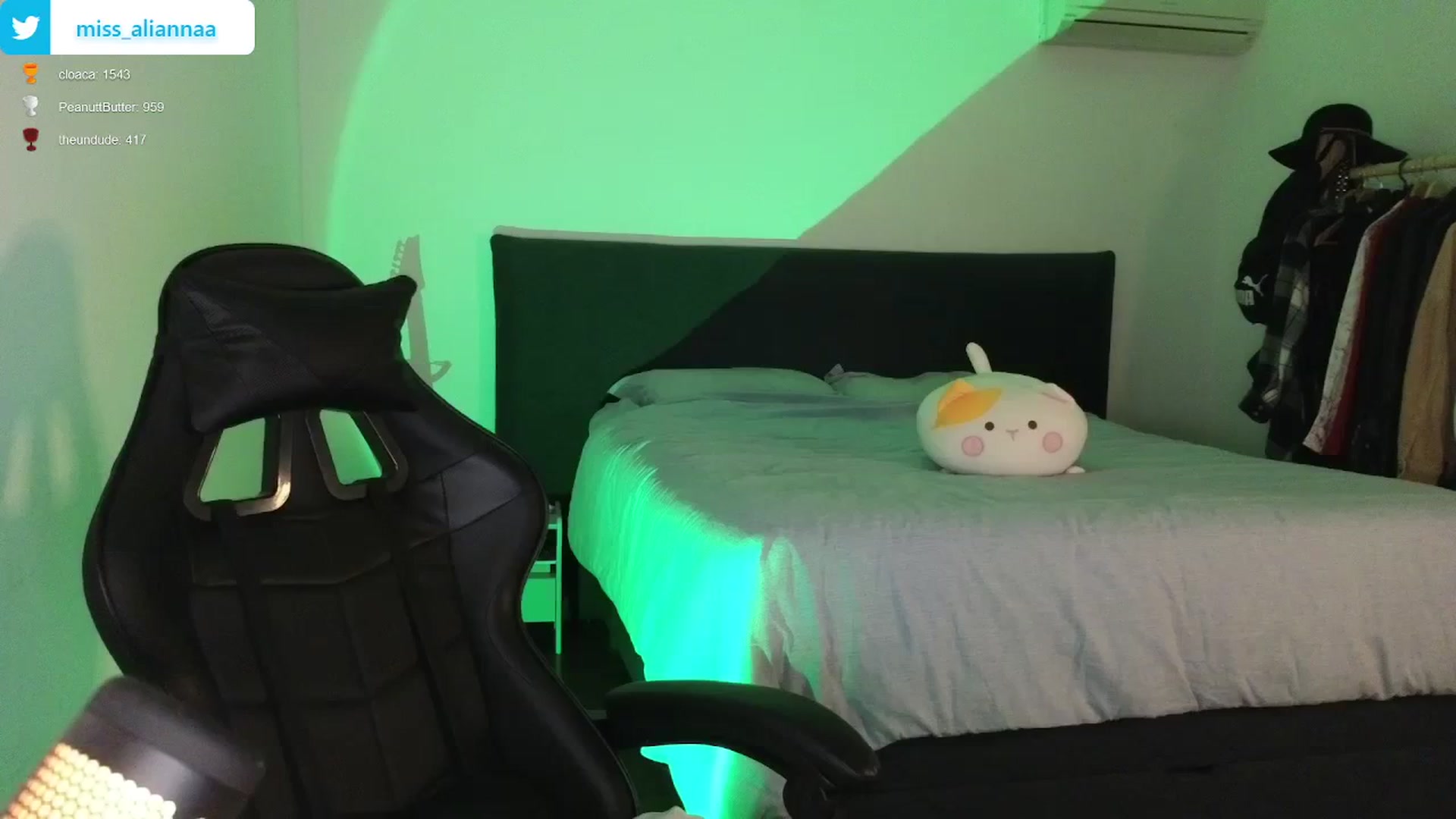 Gallery image thumbnail from Aliannaa's myfreecams stream on, 03/07/2024, 20:14 image 8 of 20