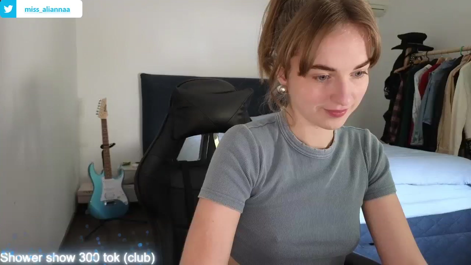 Gallery image thumbnail from Aliannaa's myfreecams stream on, 03/17/2024, 13:32 image 12 of 20