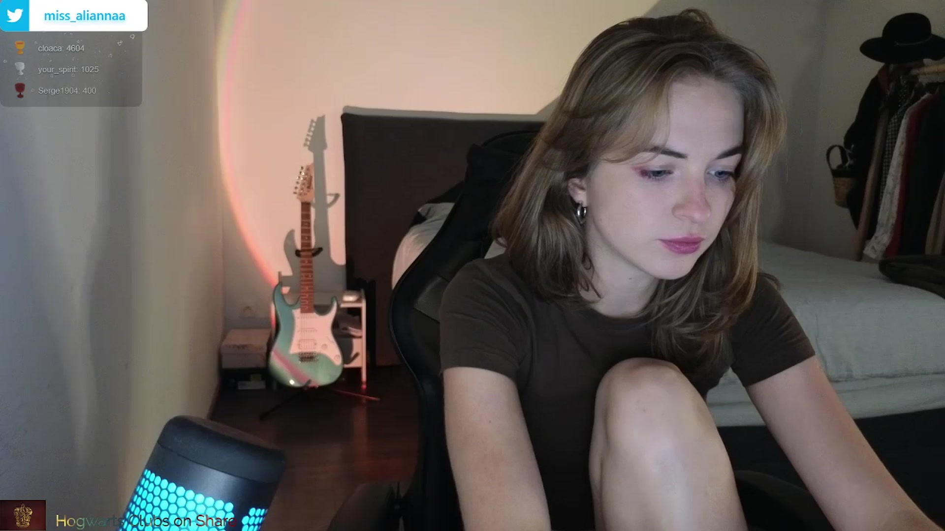 Gallery image thumbnail from Aliannaa's myfreecams stream on, 04/22/2024, 19:21 image 16 of 20
