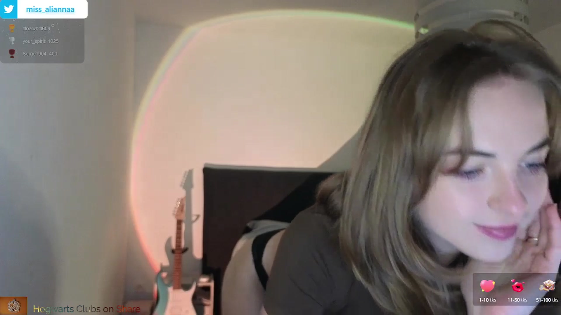 Gallery image thumbnail from Aliannaa's myfreecams stream on, 04/22/2024, 19:21 image 14 of 20