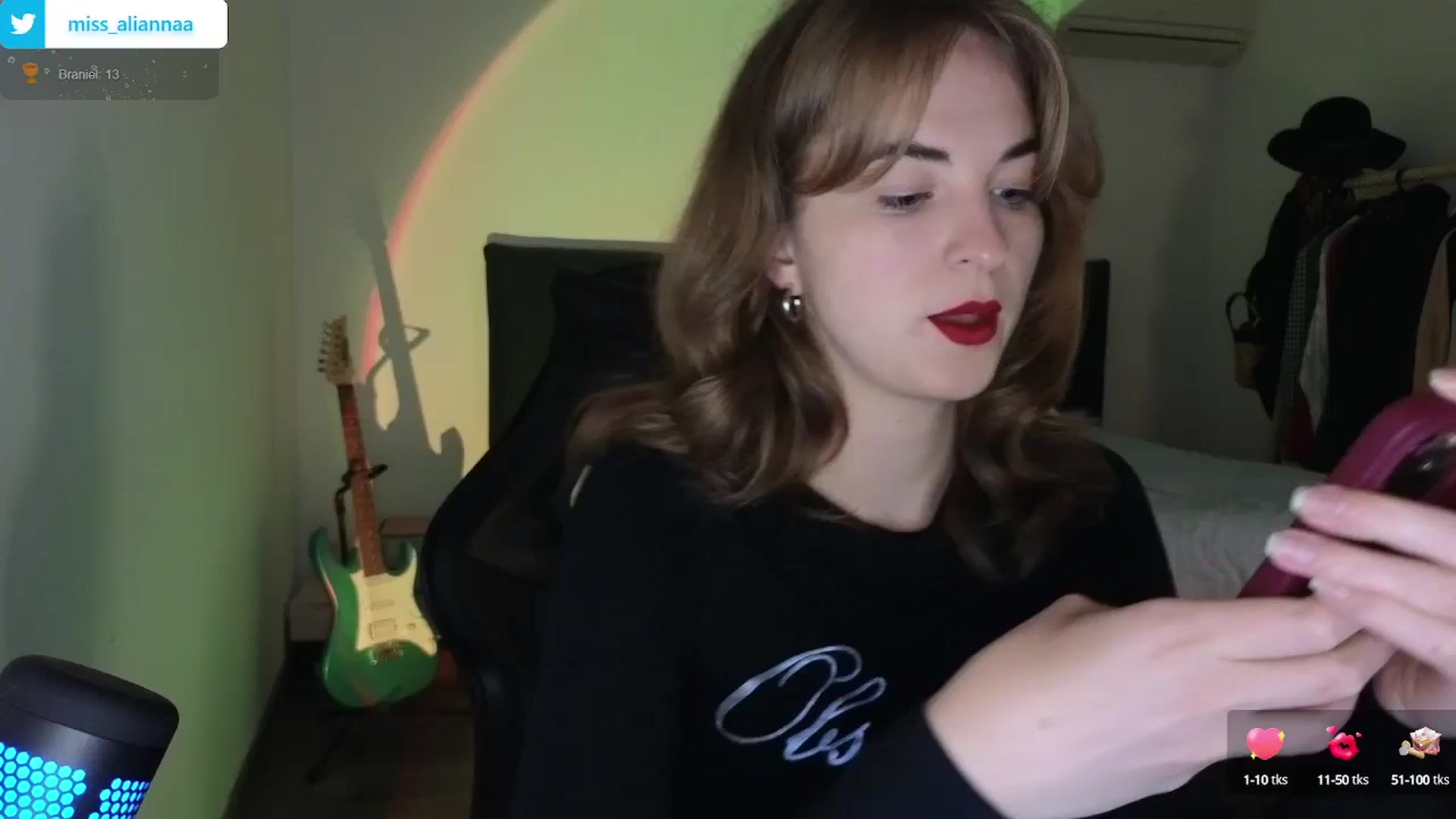 Gallery image thumbnail from Aliannaa's myfreecams stream on, 04/28/2024, 16:31 image 4 of 20