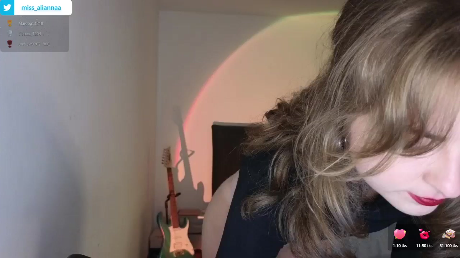 Gallery image thumbnail from Aliannaa's myfreecams stream on, 04/28/2024, 19:20 image 5 of 20