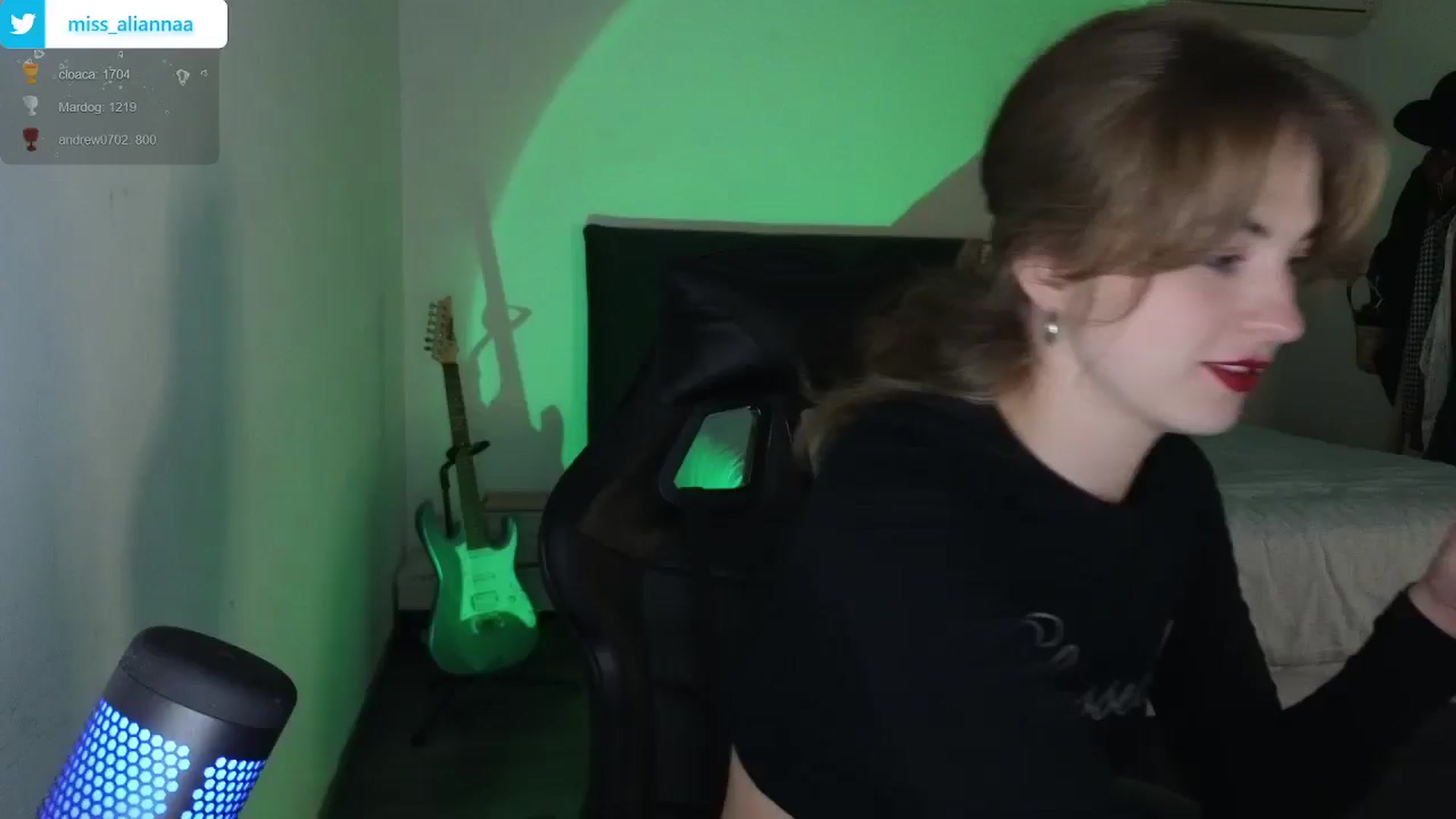 Gallery image thumbnail from Aliannaa's myfreecams stream on, 04/28/2024, 19:20 image 6 of 20