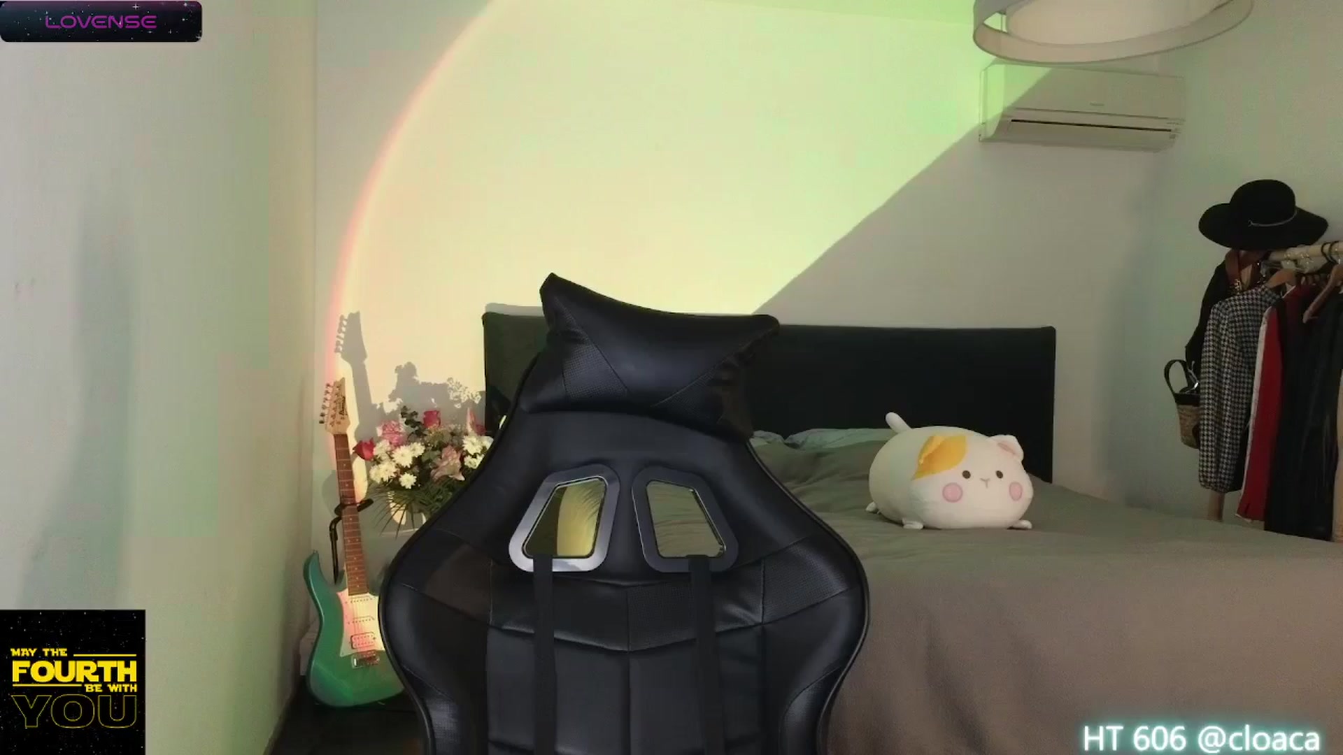 Gallery image thumbnail from Aliannaa's myfreecams stream on, 05/04/2024, 20:55 image 2 of 20
