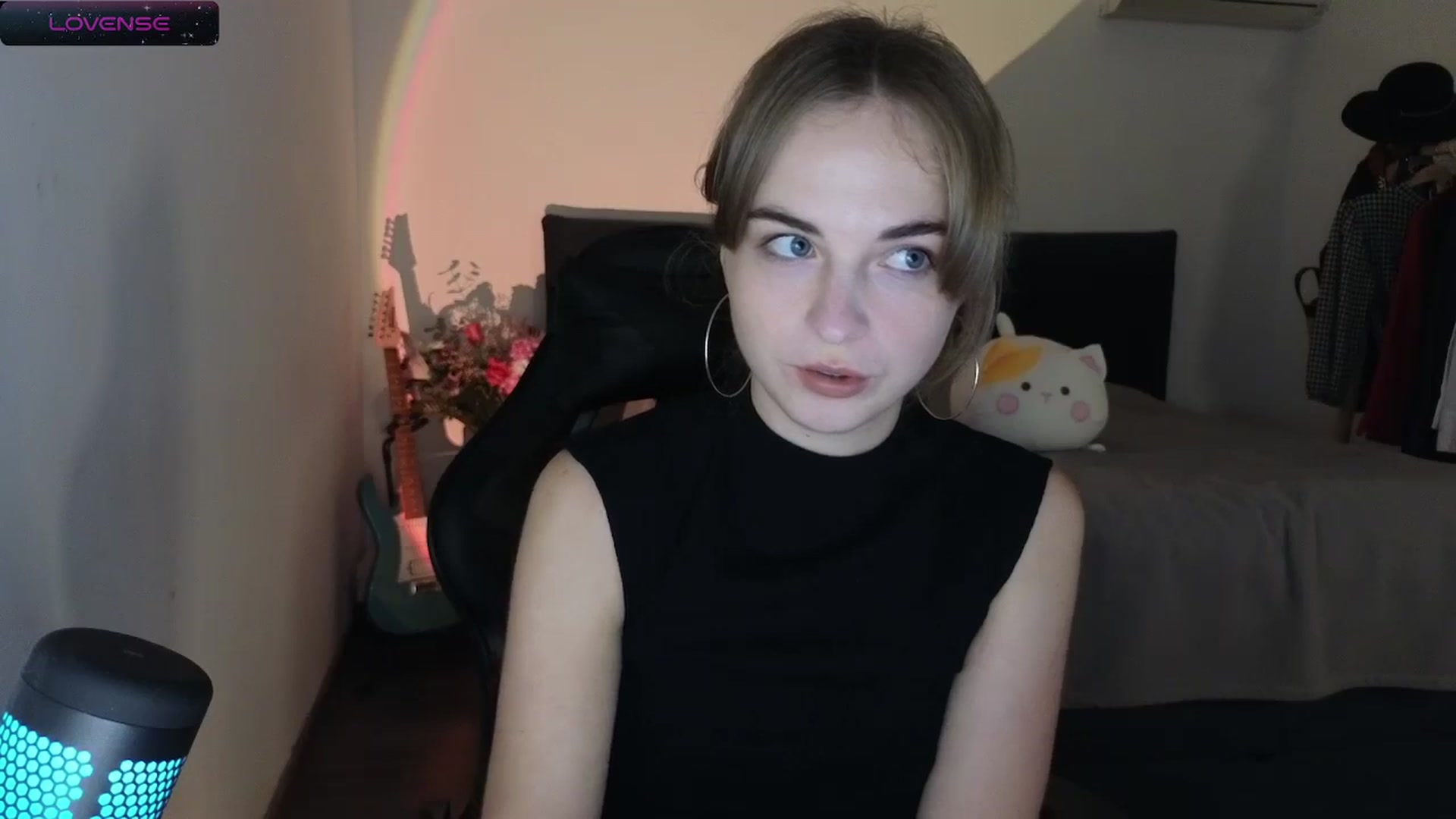Gallery image thumbnail from Aliannaa's myfreecams stream on, 05/05/2024, 18:10 image 11 of 20
