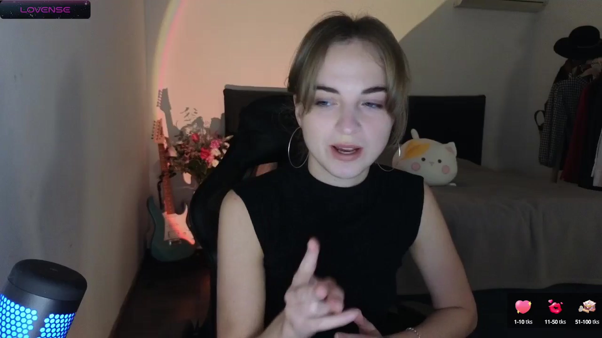 Gallery image thumbnail from Aliannaa's myfreecams stream on, 05/05/2024, 18:10 image 9 of 20