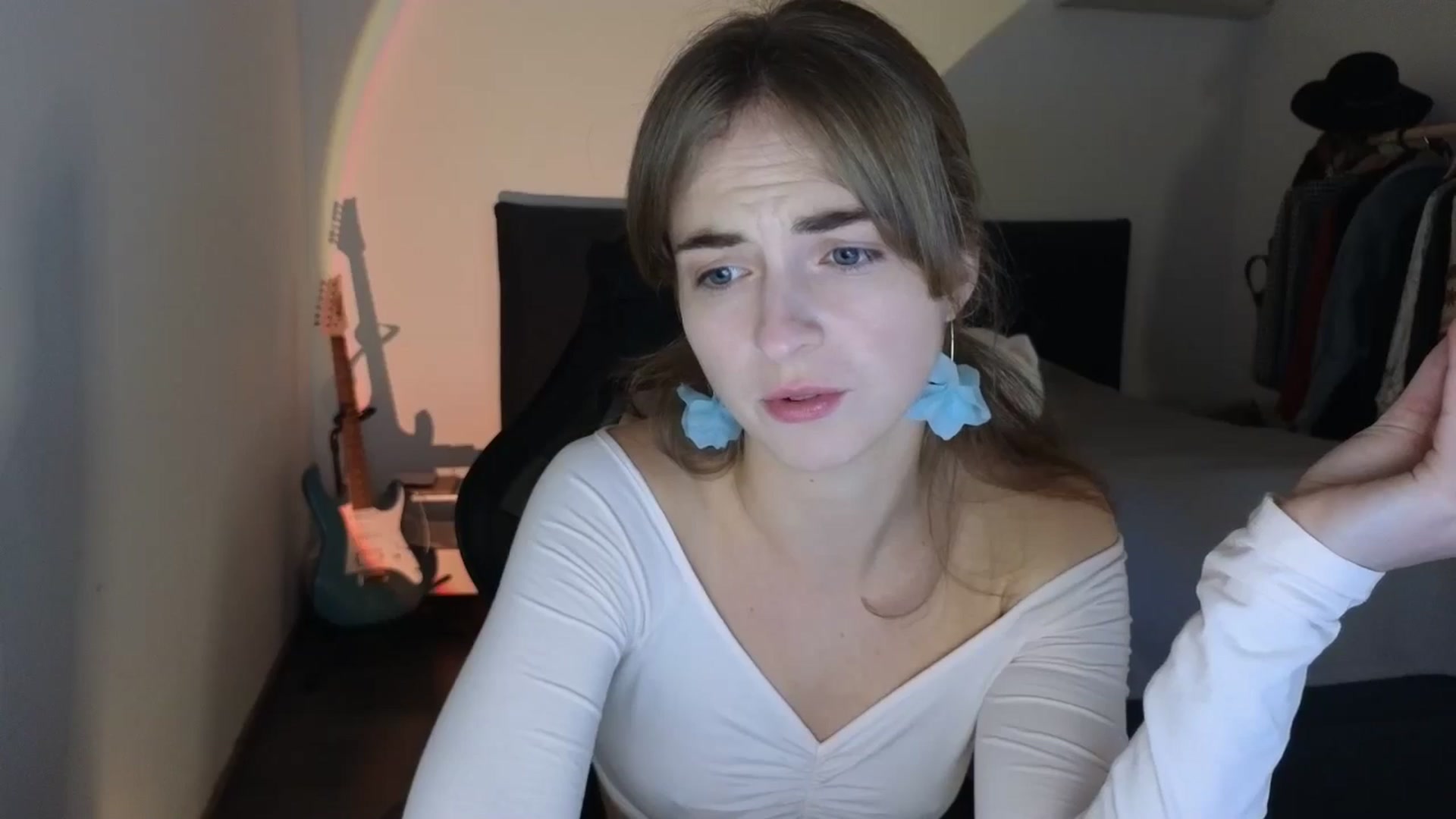 Gallery image thumbnail from Aliannaa's myfreecams stream on, 05/09/2024, 18:55 image 6 of 20