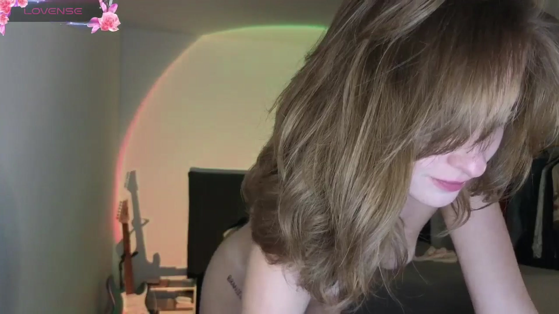 Gallery image thumbnail from Aliannaa's myfreecams stream on, 05/09/2024, 21:32 image 13 of 20