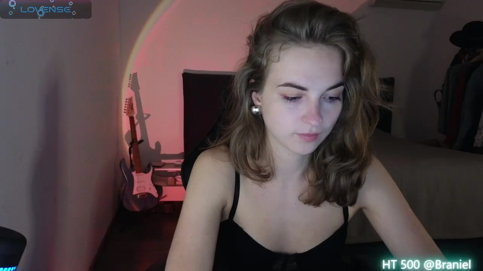 Gallery image thumbnail from Aliannaa's myfreecams stream on, 05/10/2024, 19:30 image 15 of 20